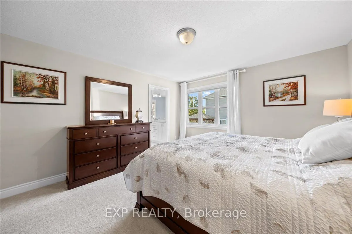 33 Solaris Drive