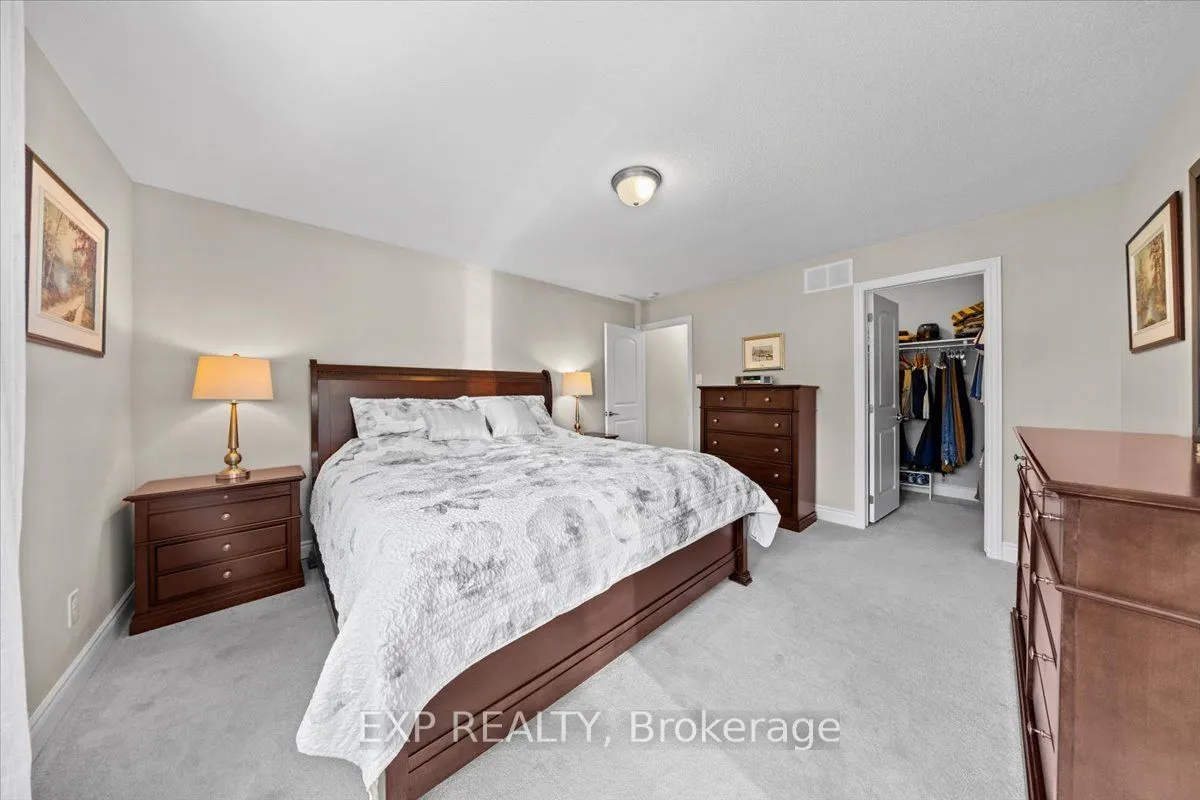 33 Solaris Drive
