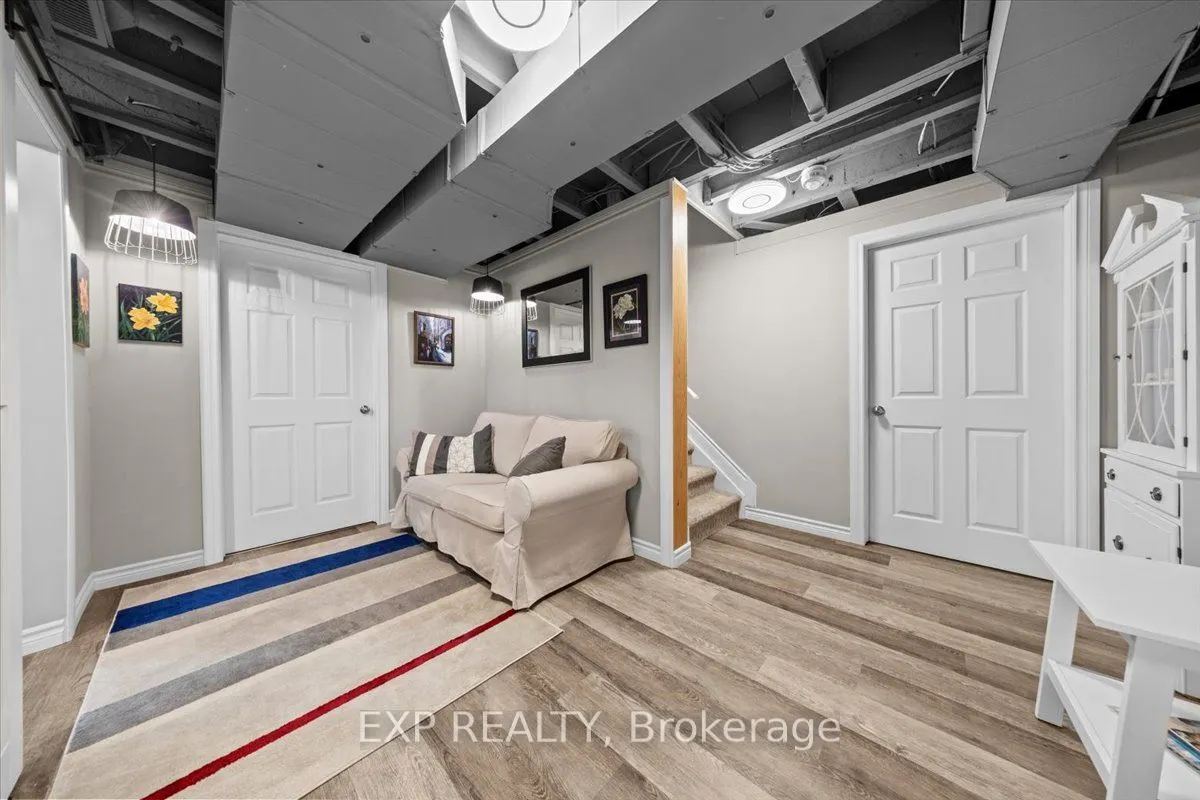 33 Solaris Drive