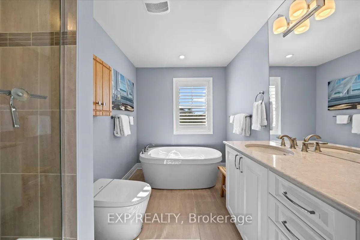 33 Solaris Drive