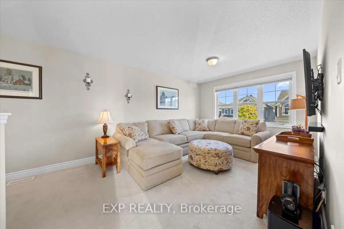 33 Solaris Drive