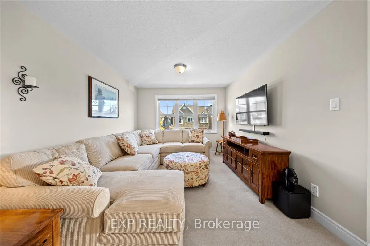 33 Solaris Drive