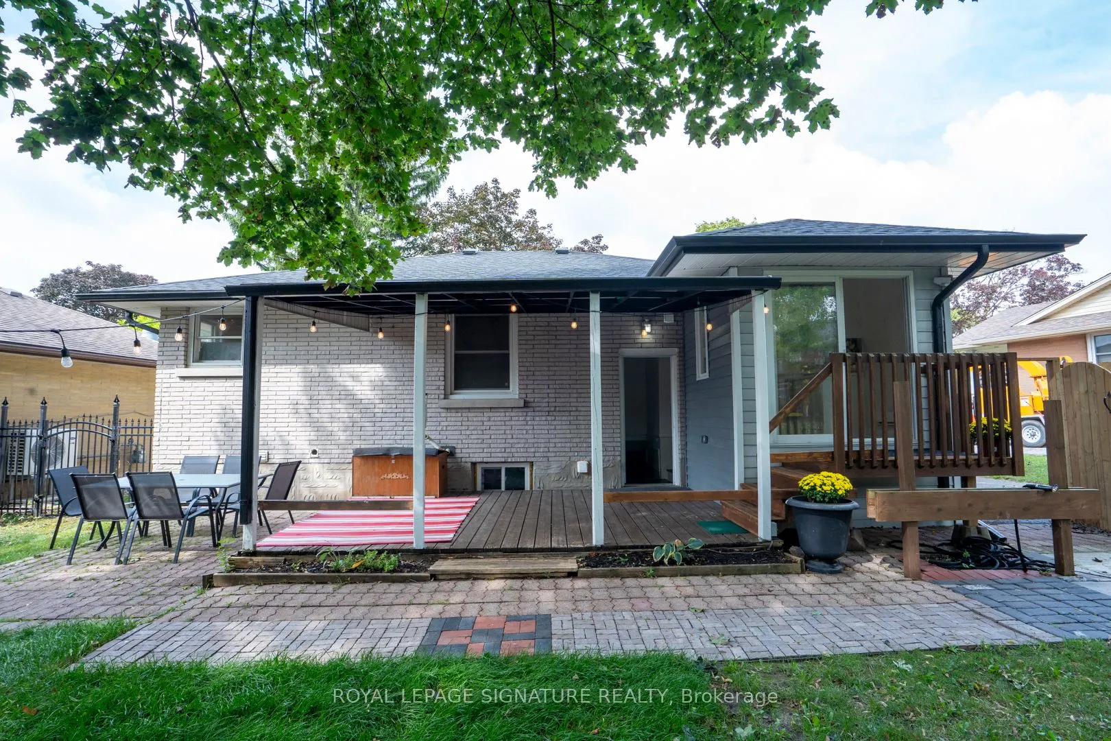 61 Broadmoor Avenue