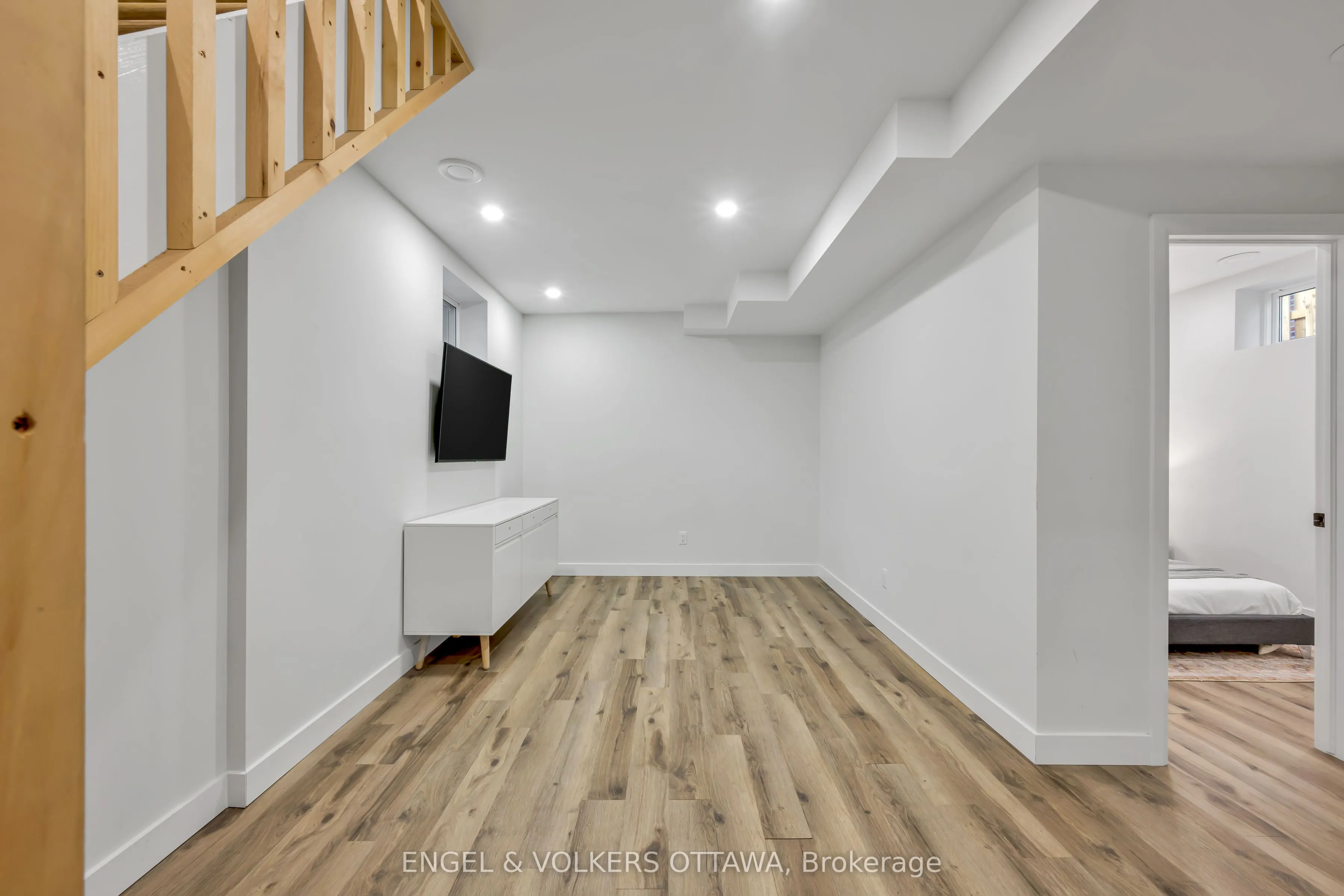 22 Harvard Avenue