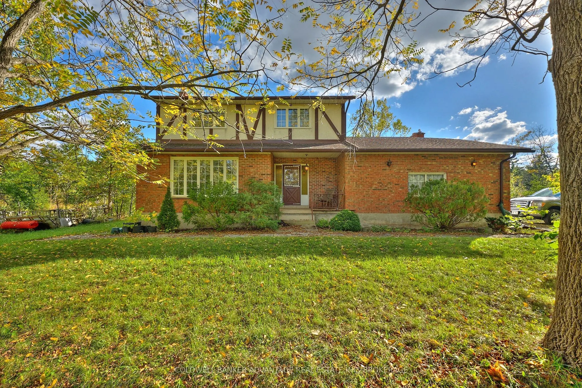 925 Carl Road