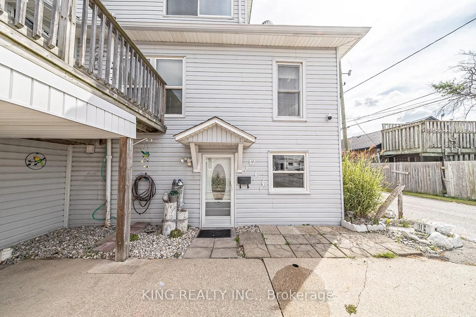 42 Wahneta Avenue