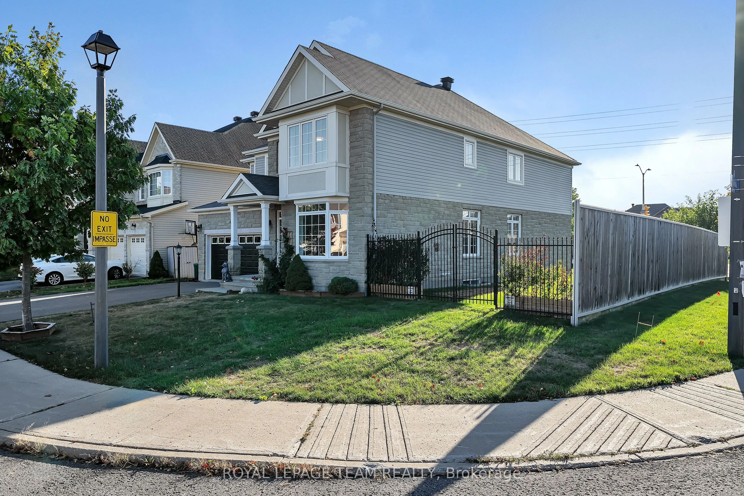 200 Kinloch Court