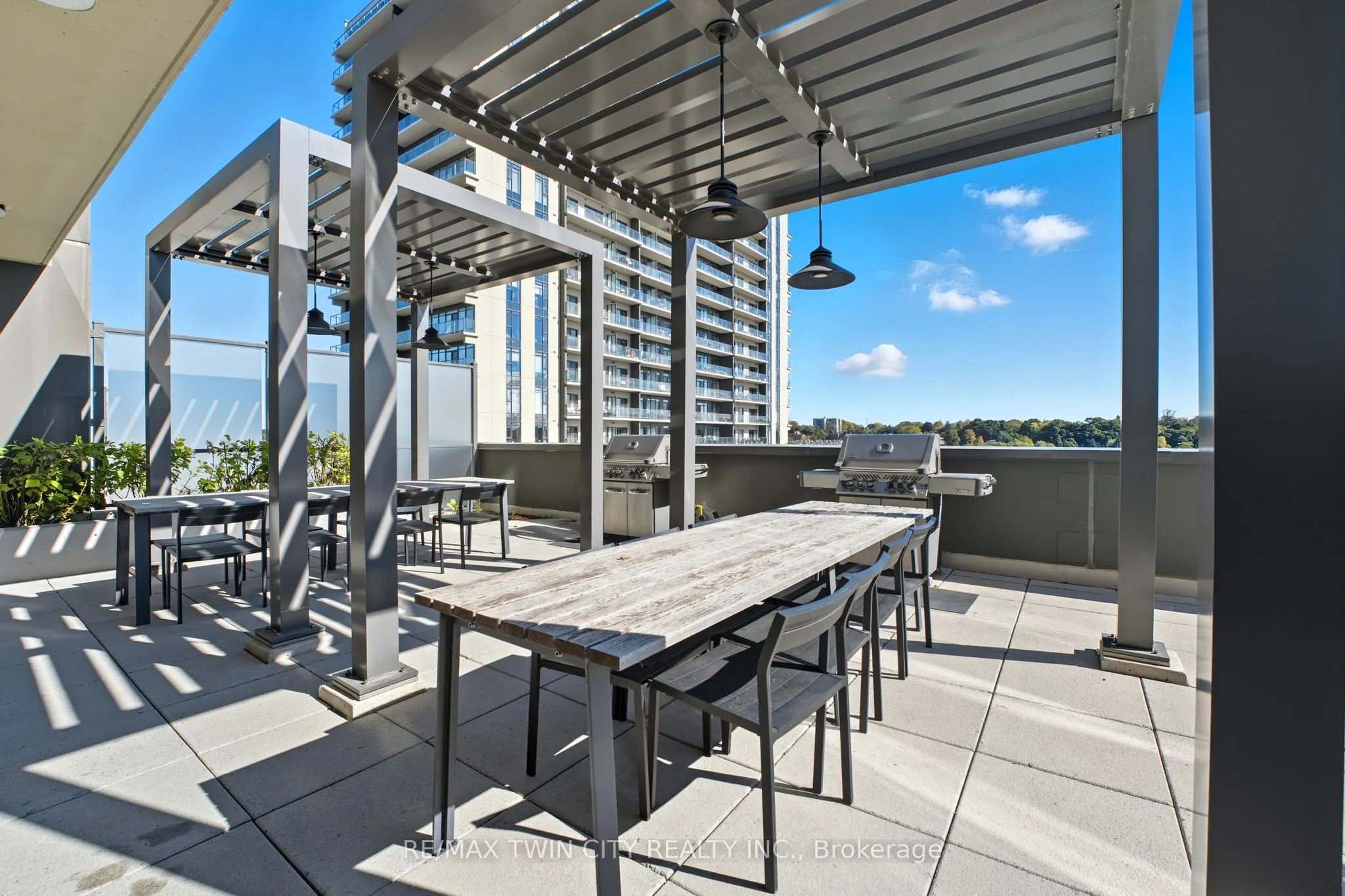 15 Glebe Street, #1410