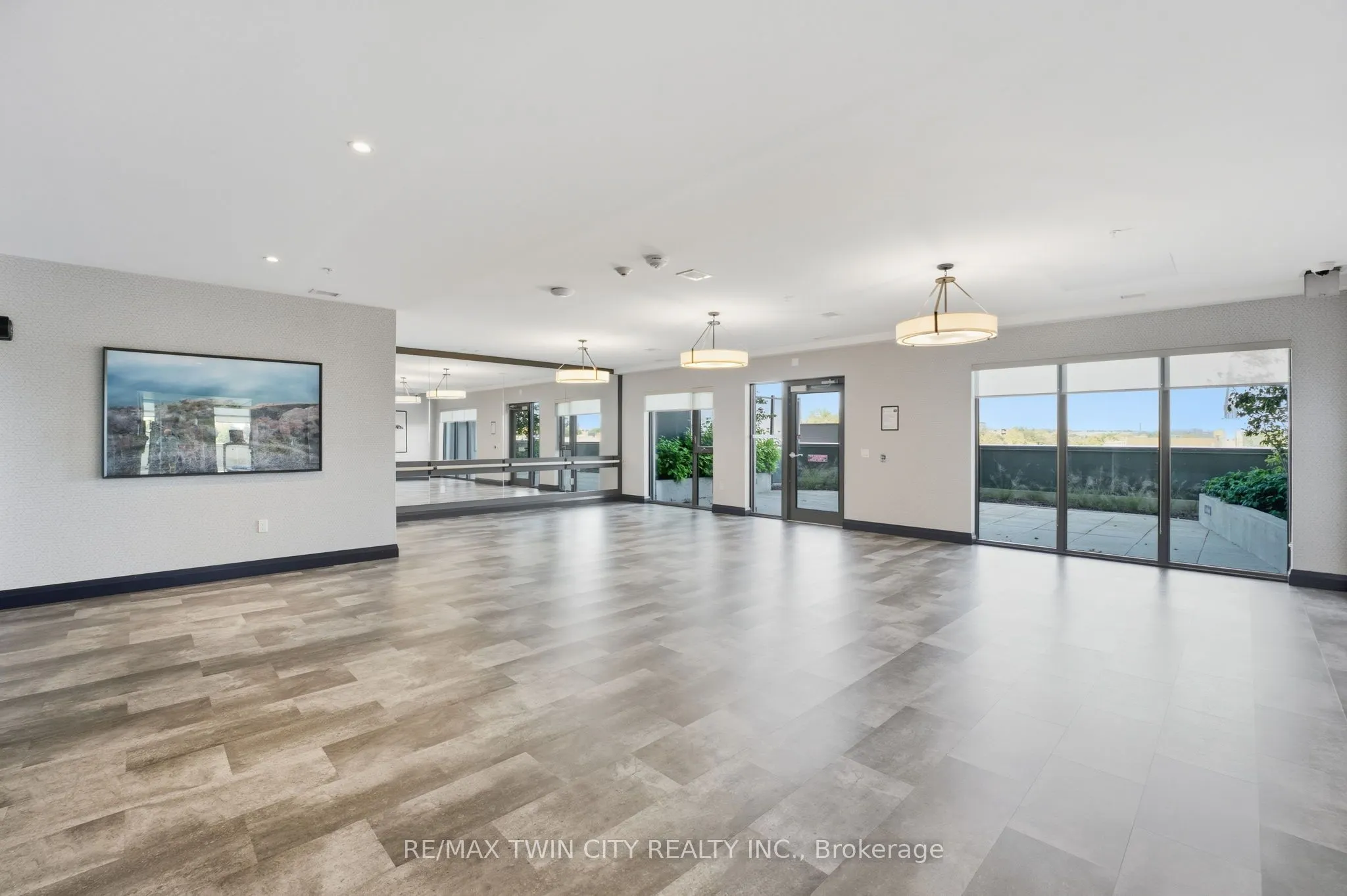 15 Glebe Street, #1410