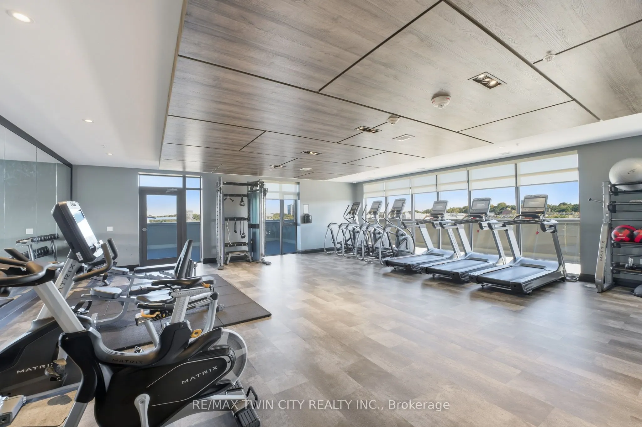15 Glebe Street, #1410