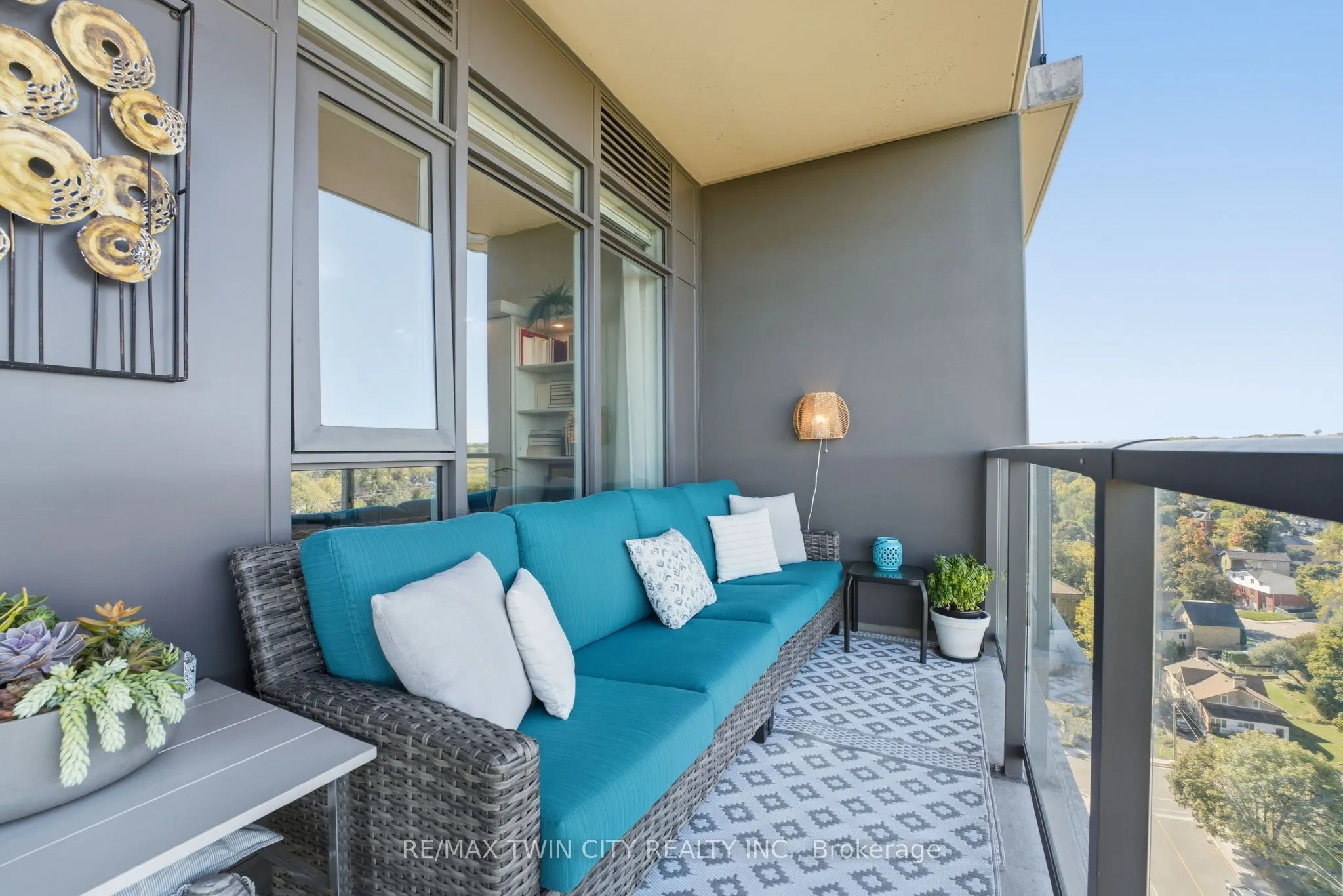 15 Glebe Street, #1410