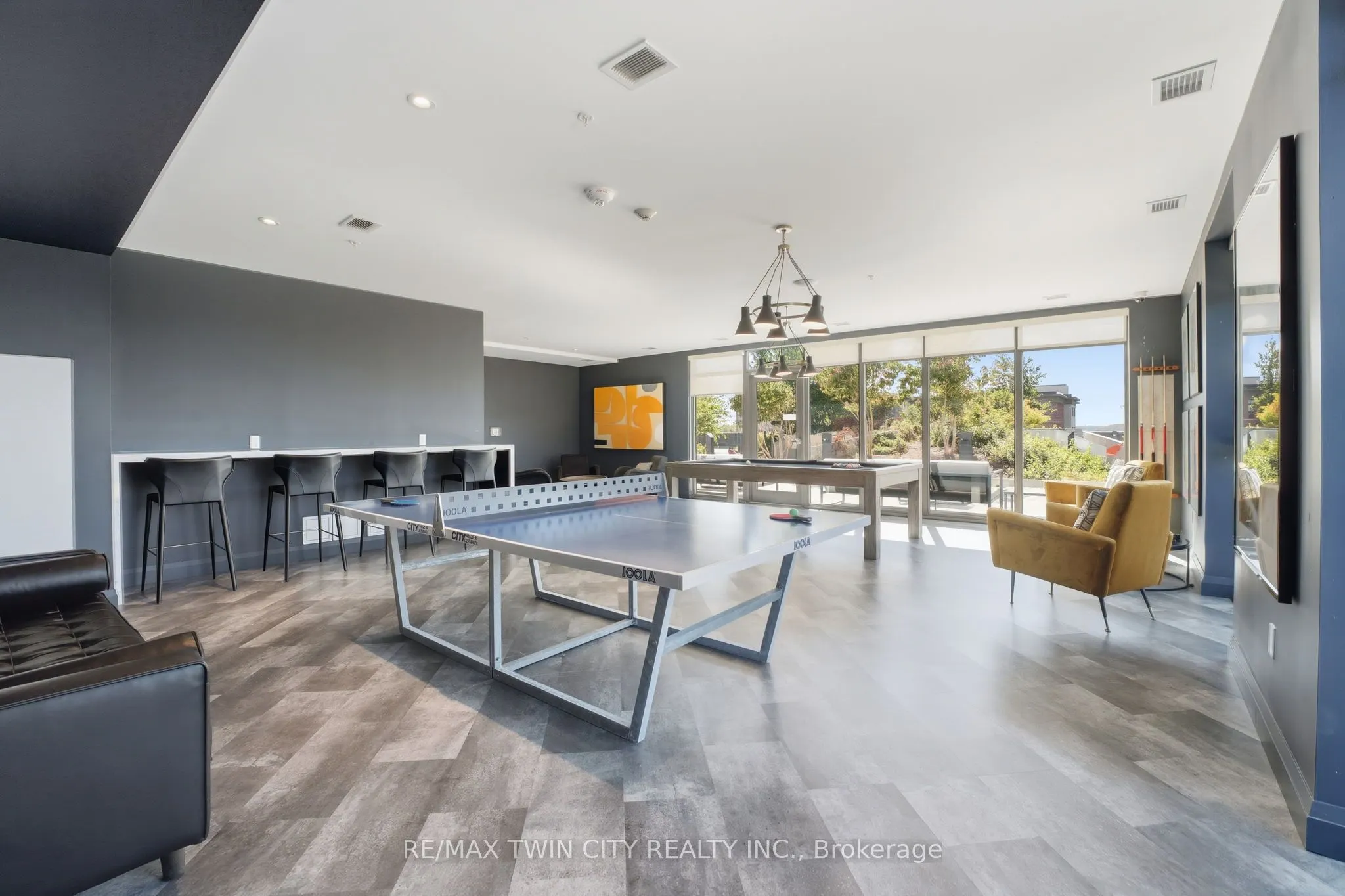15 Glebe Street, #1410