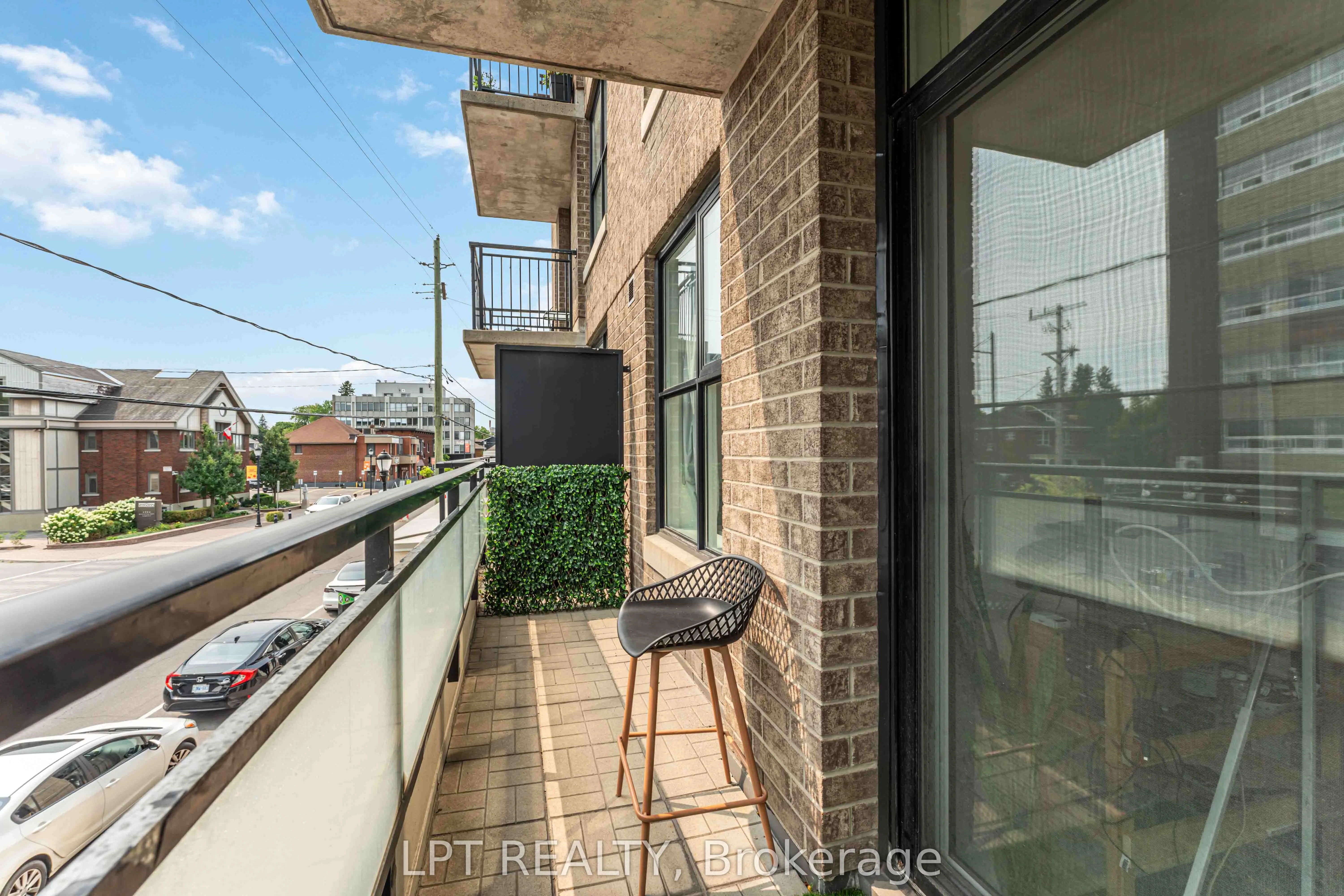 150 Caroline Avenue, #206