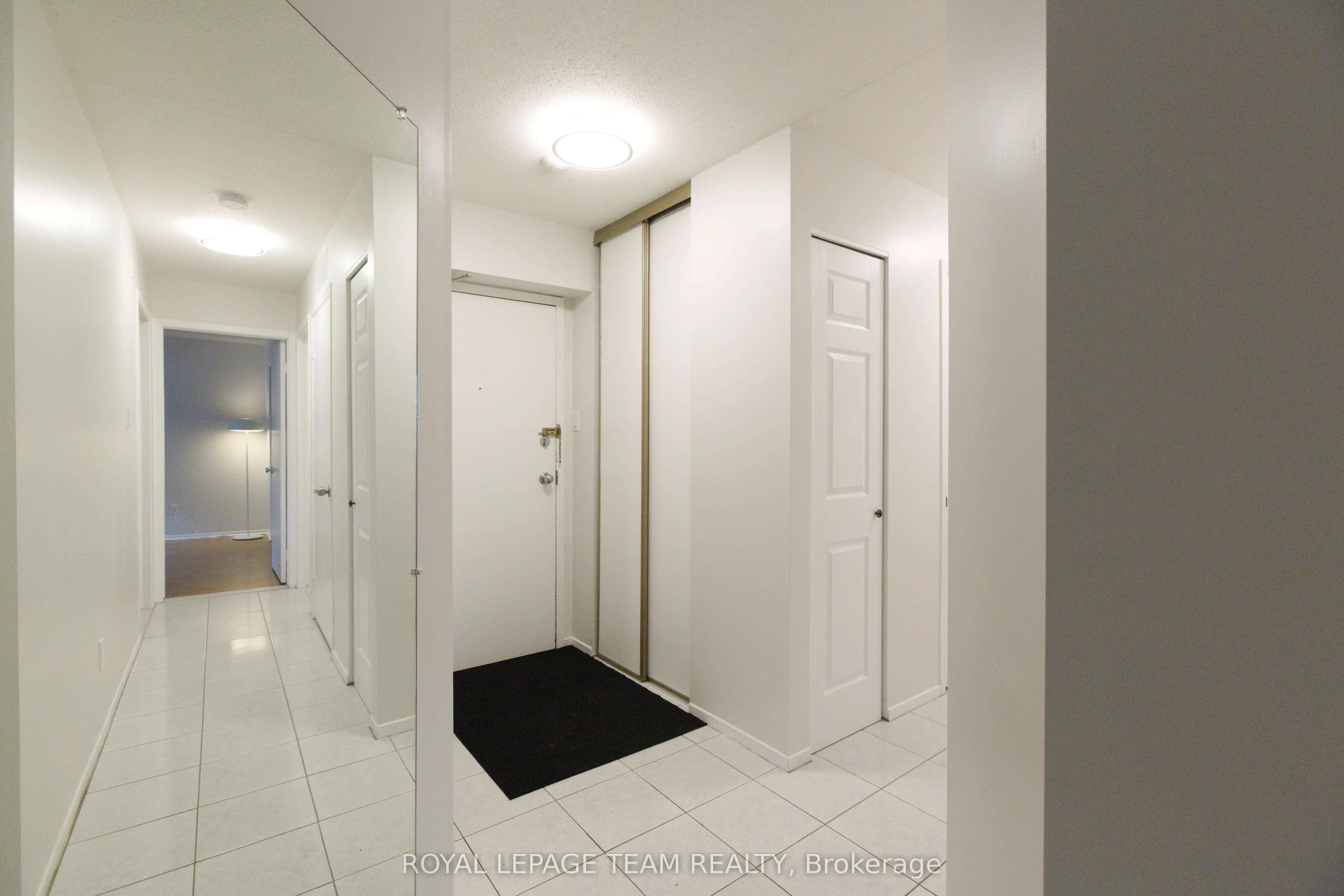 260 Brittany Drive, #118