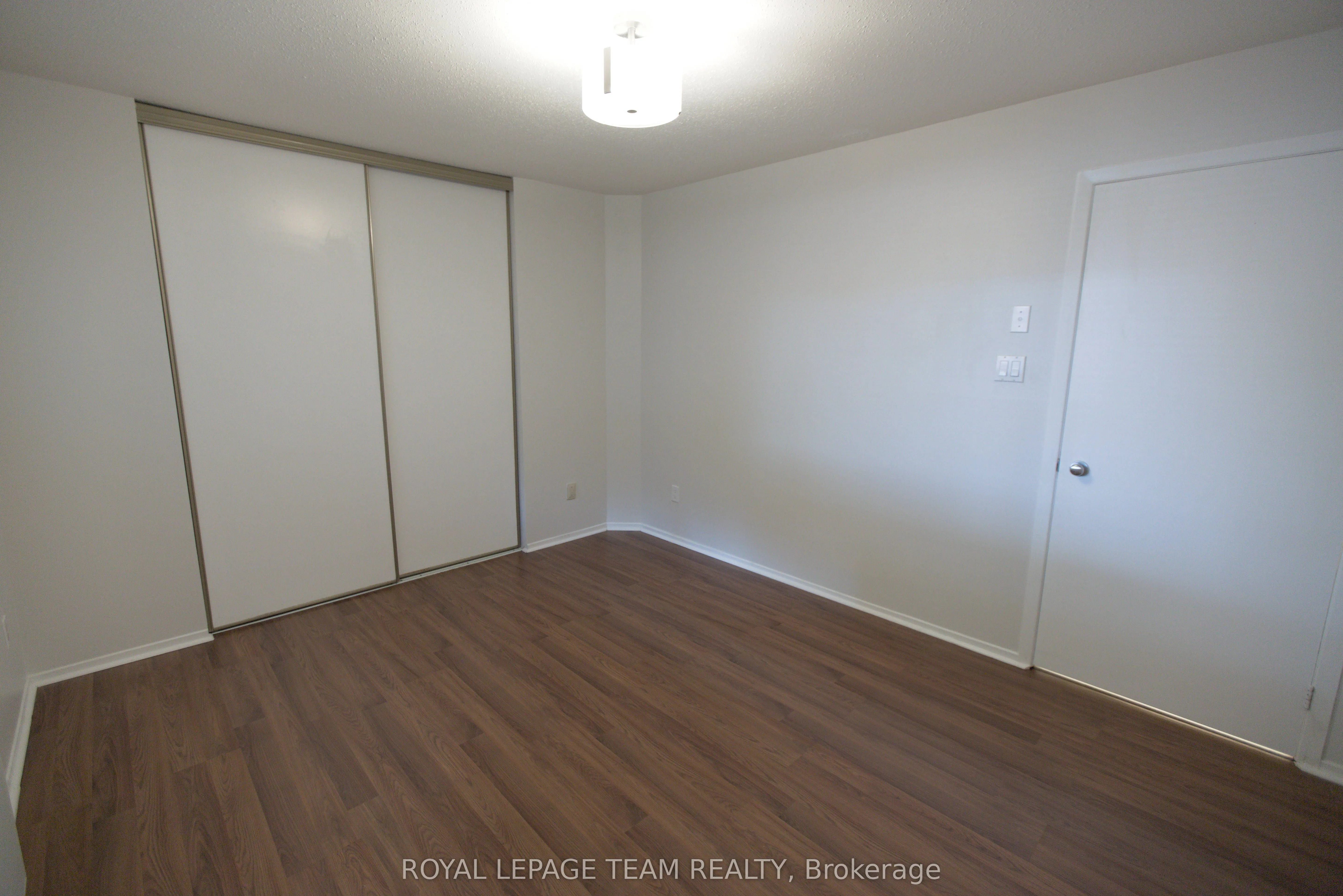 260 Brittany Drive, #118