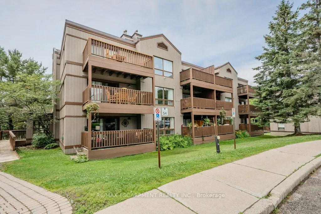 1235 Deerhurst Drive, #54-305