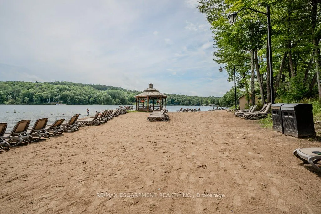 1235 Deerhurst Drive, #54-305