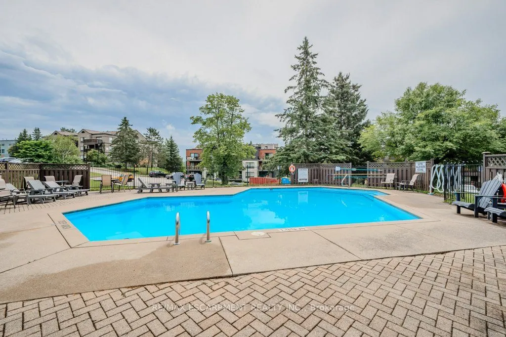 1235 Deerhurst Drive, #54-305