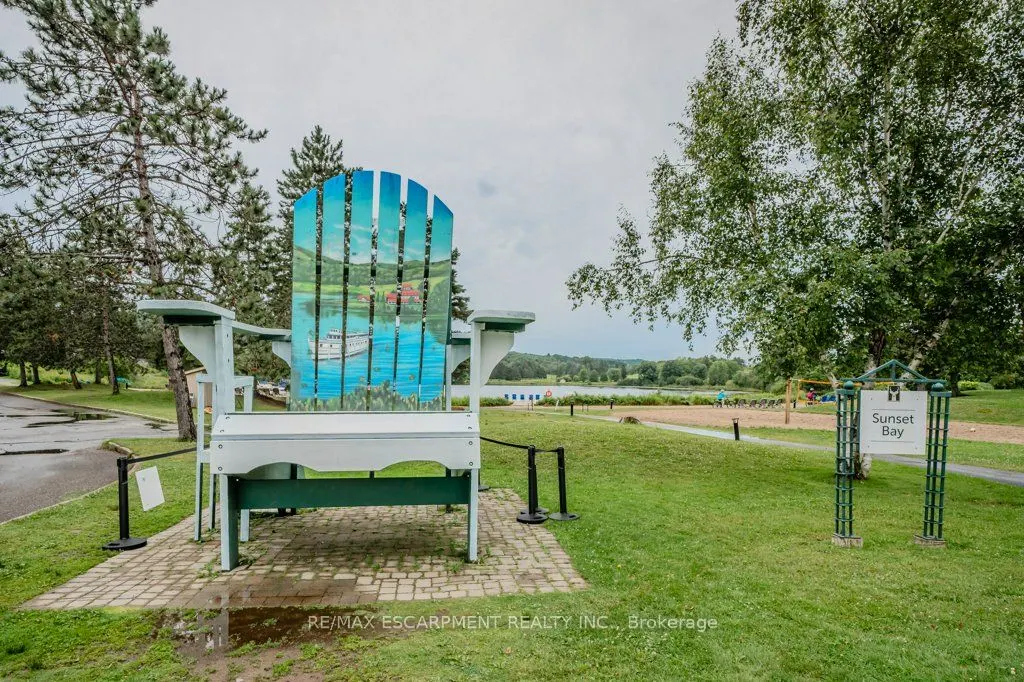 1235 Deerhurst Drive, #54-305