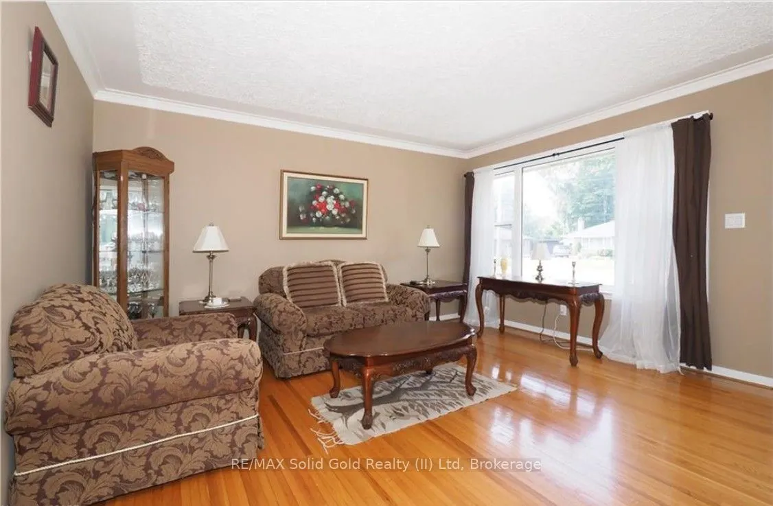 50 Earlscourt Crescent
