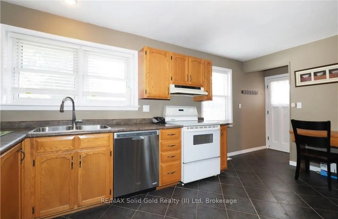 50 Earlscourt Crescent
