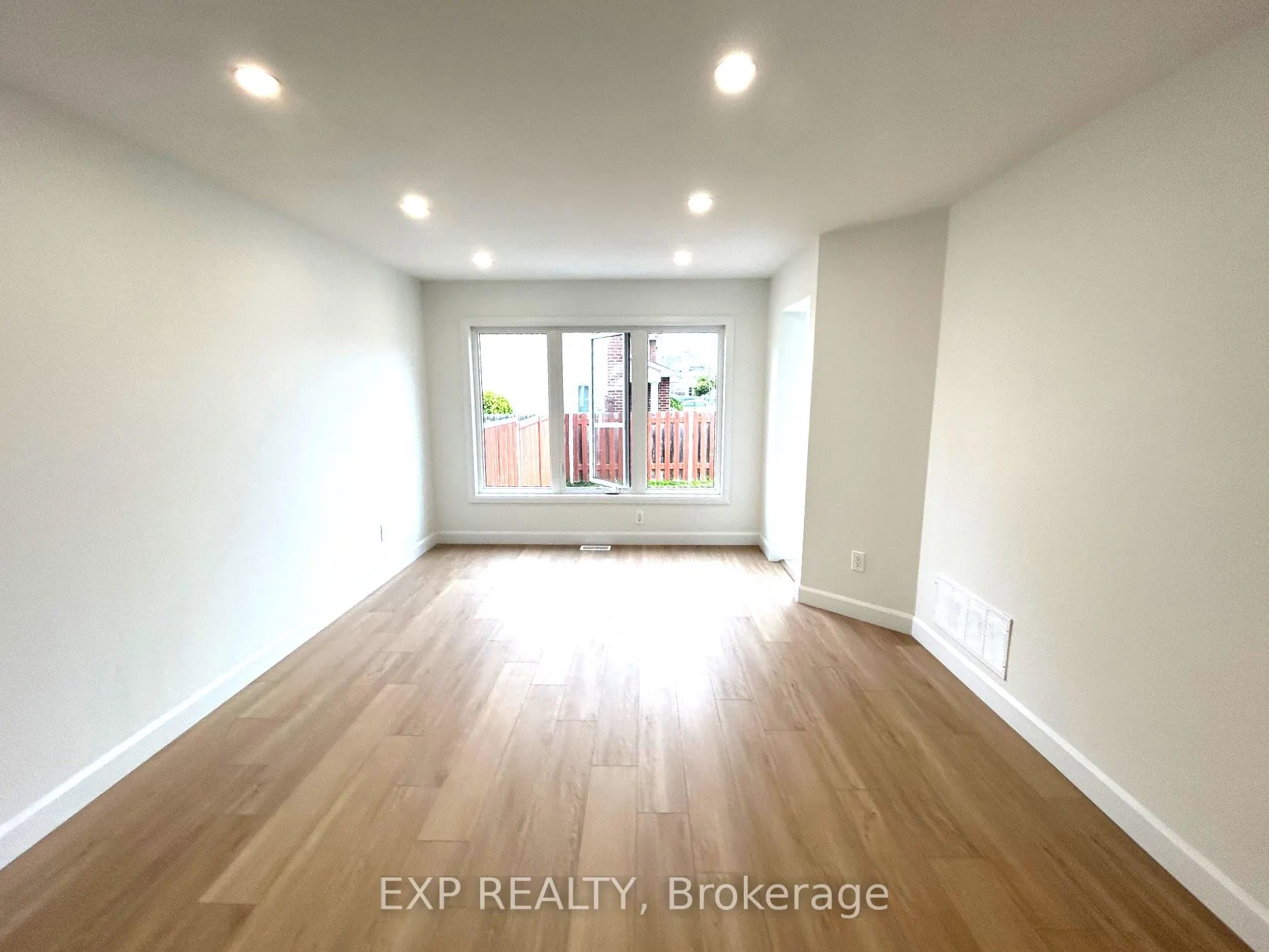 848 Ashenvale Way