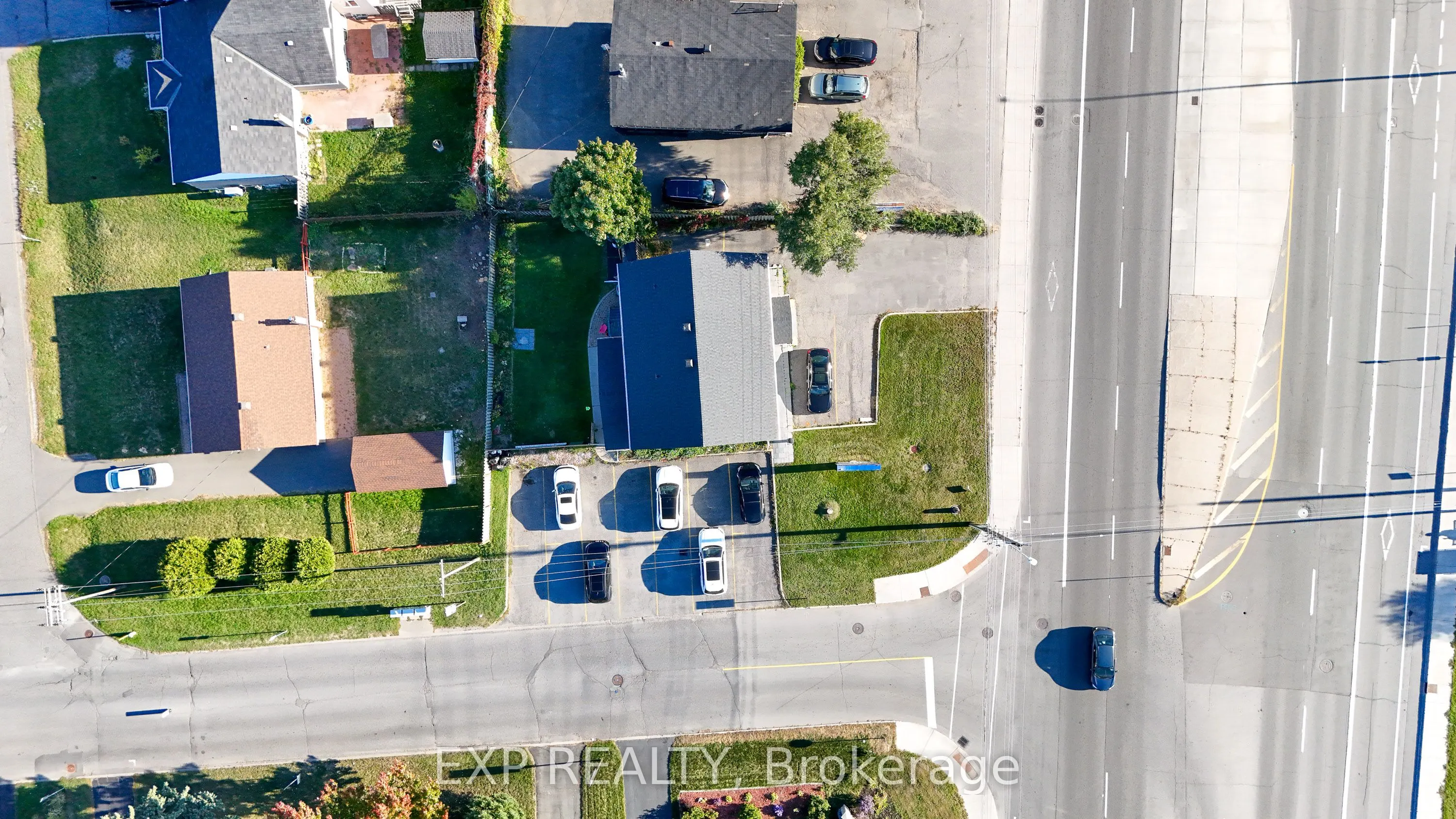 1415 Woodroffe Avenue