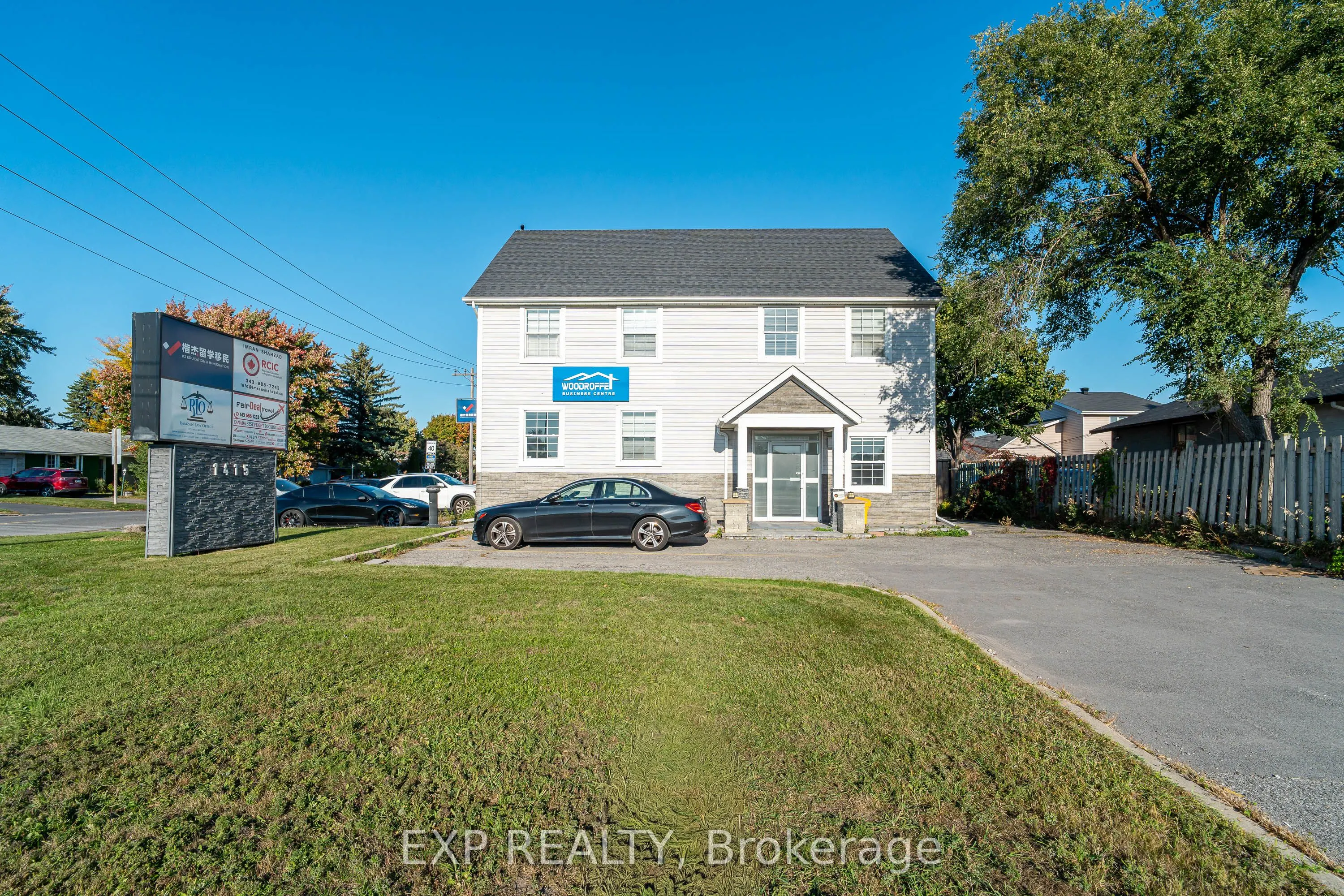 1415 Woodroffe Avenue