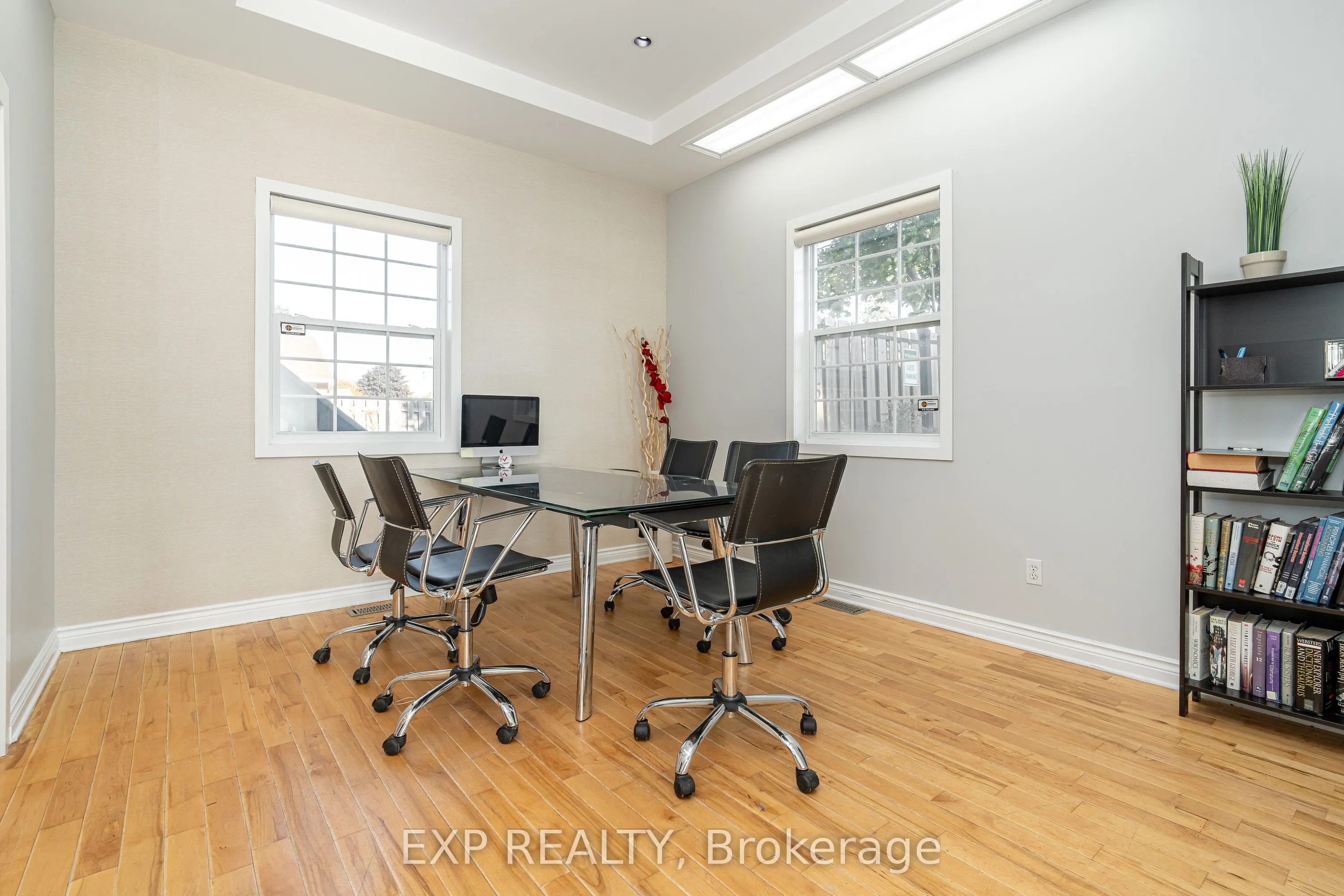 1415 Woodroffe Avenue