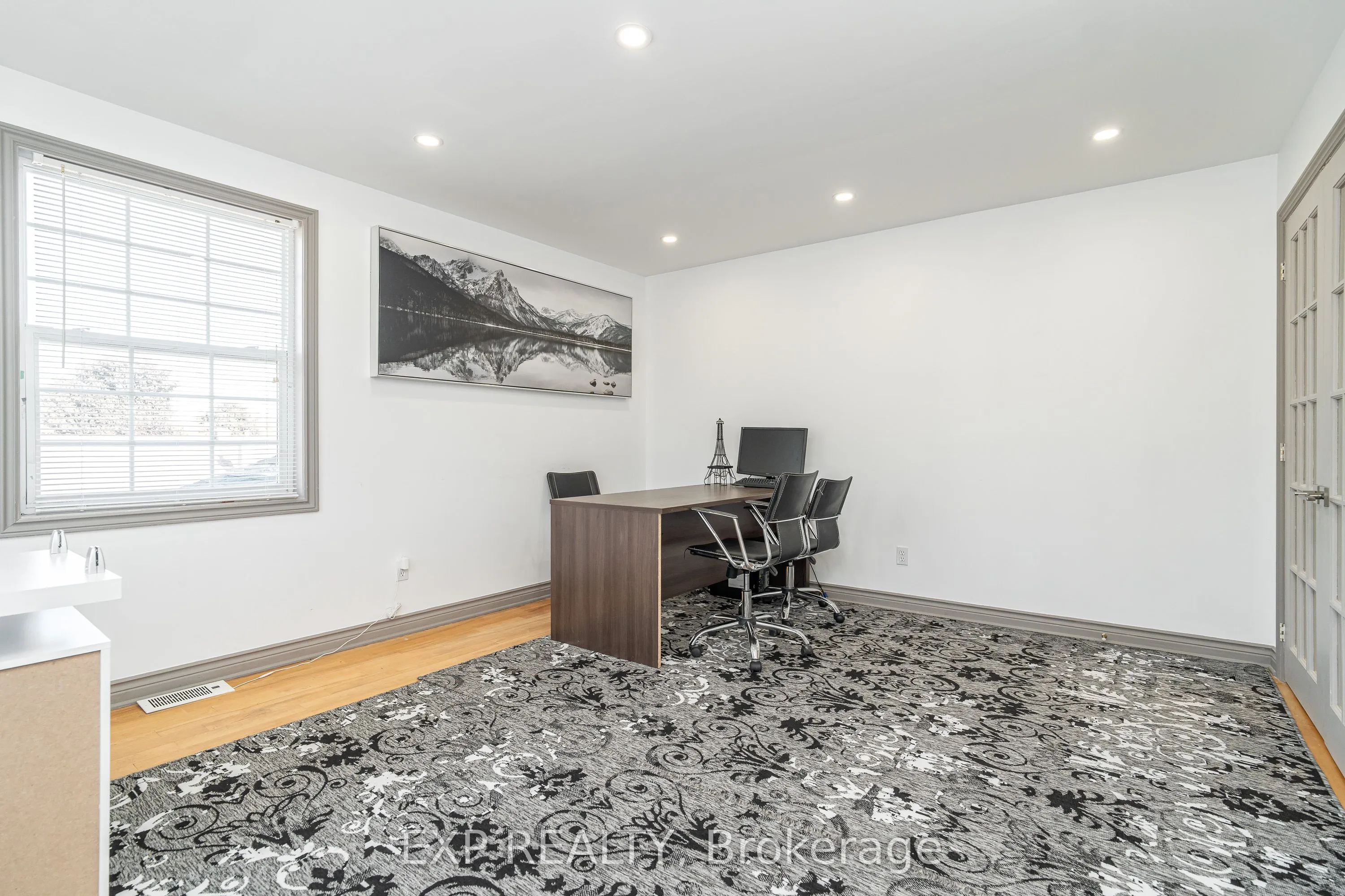 1415 Woodroffe Avenue