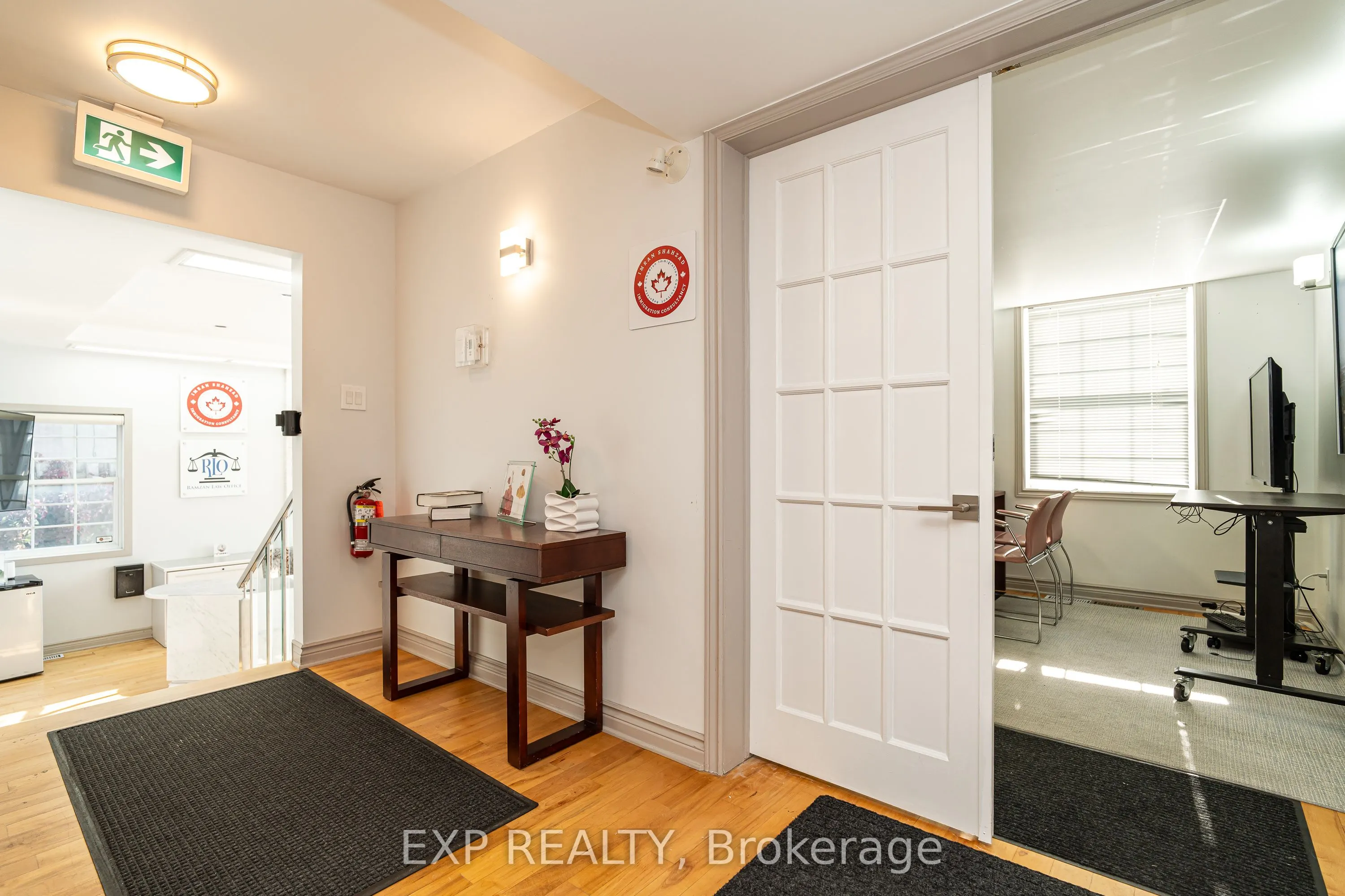1415 Woodroffe Avenue