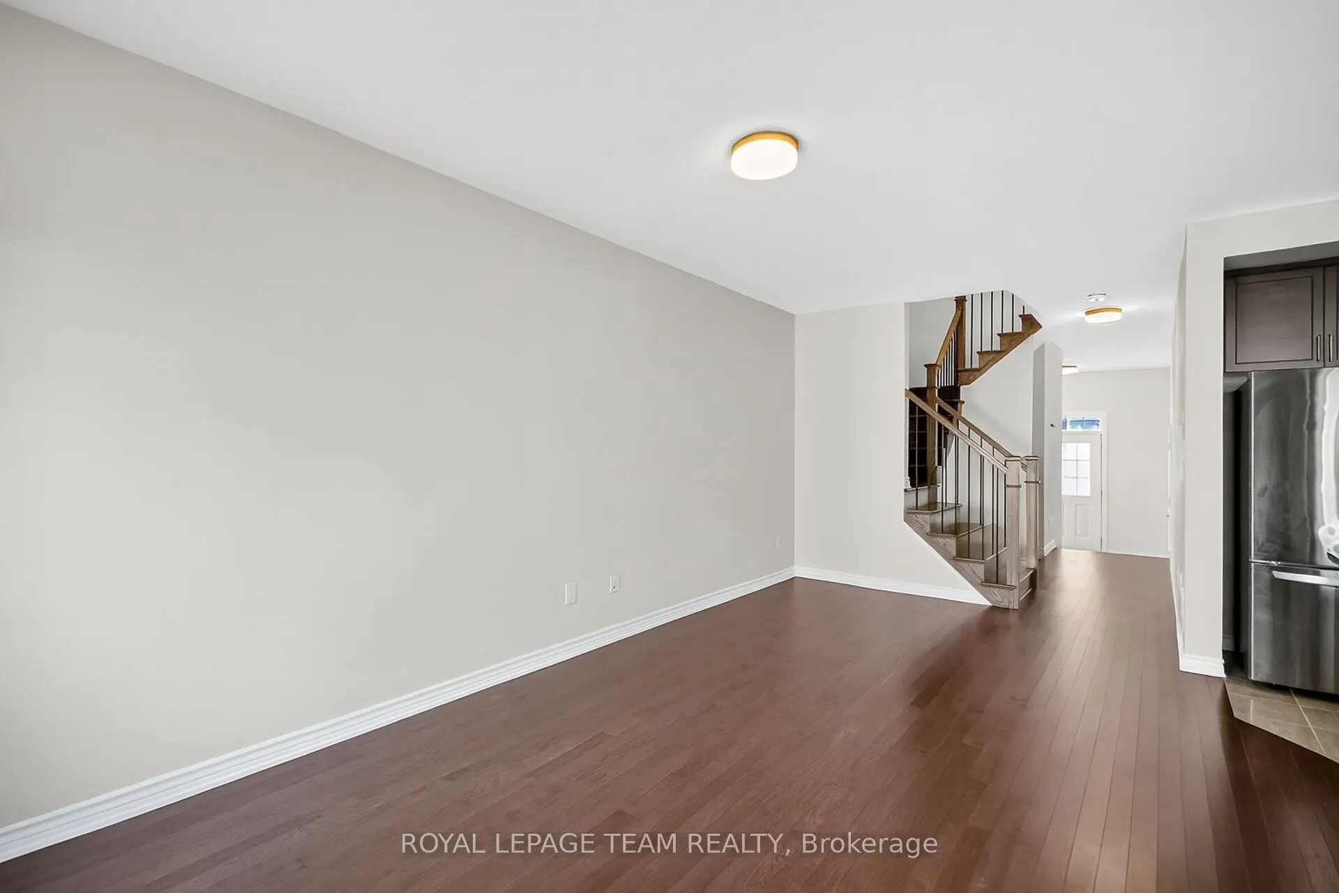 548 Flagstaff Drive