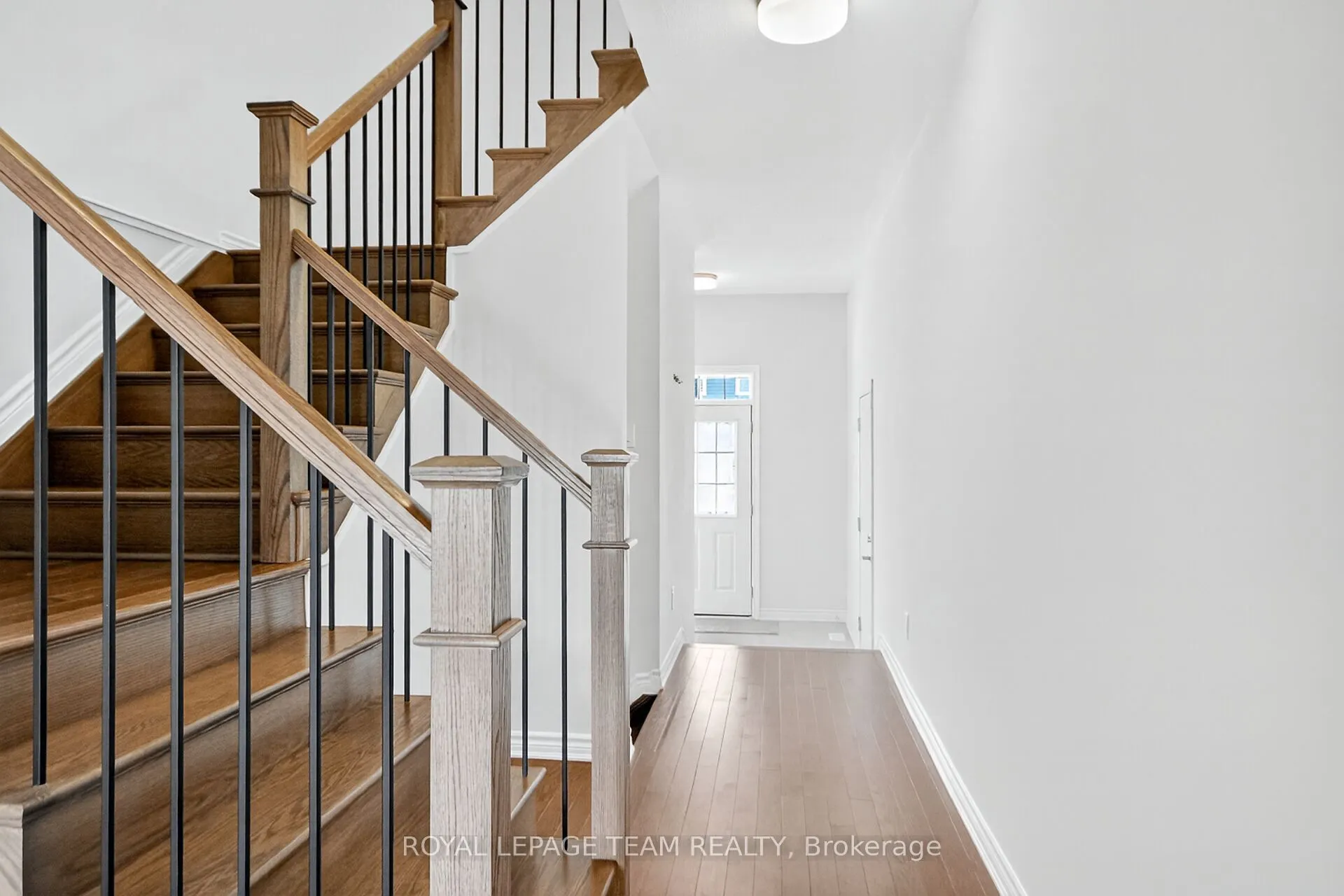 548 Flagstaff Drive
