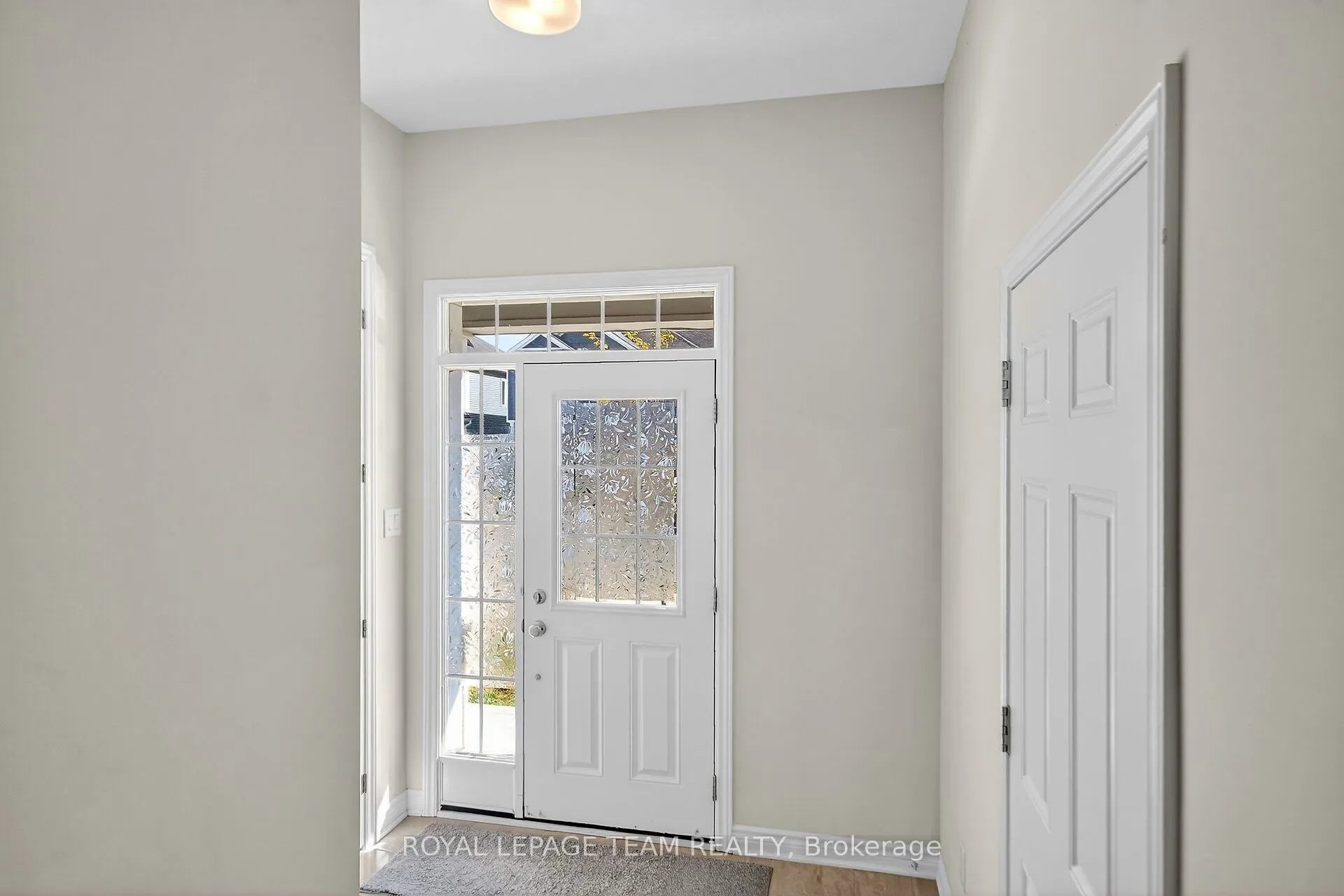 548 Flagstaff Drive