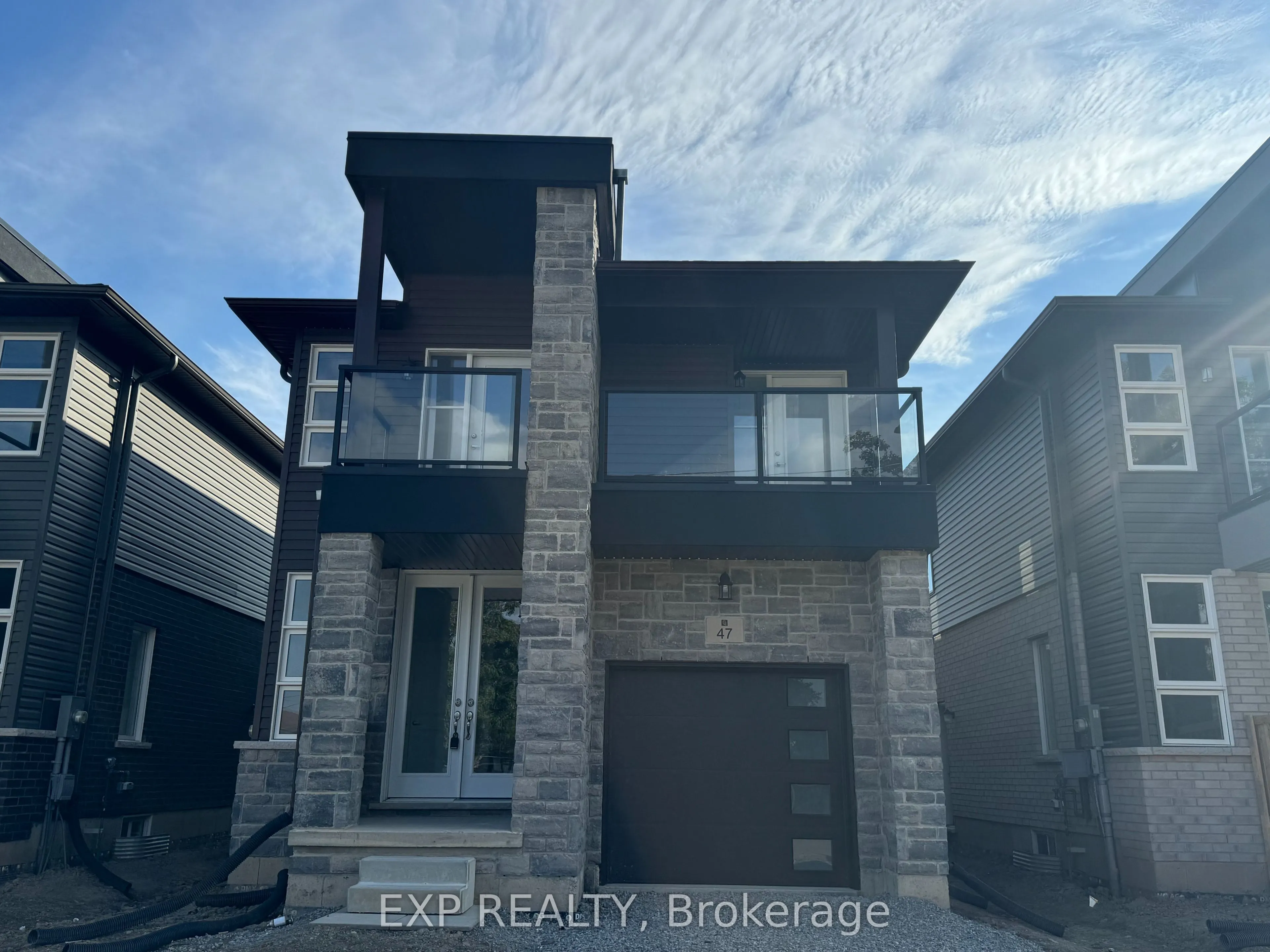 47 LAUGHER Ave Avenue