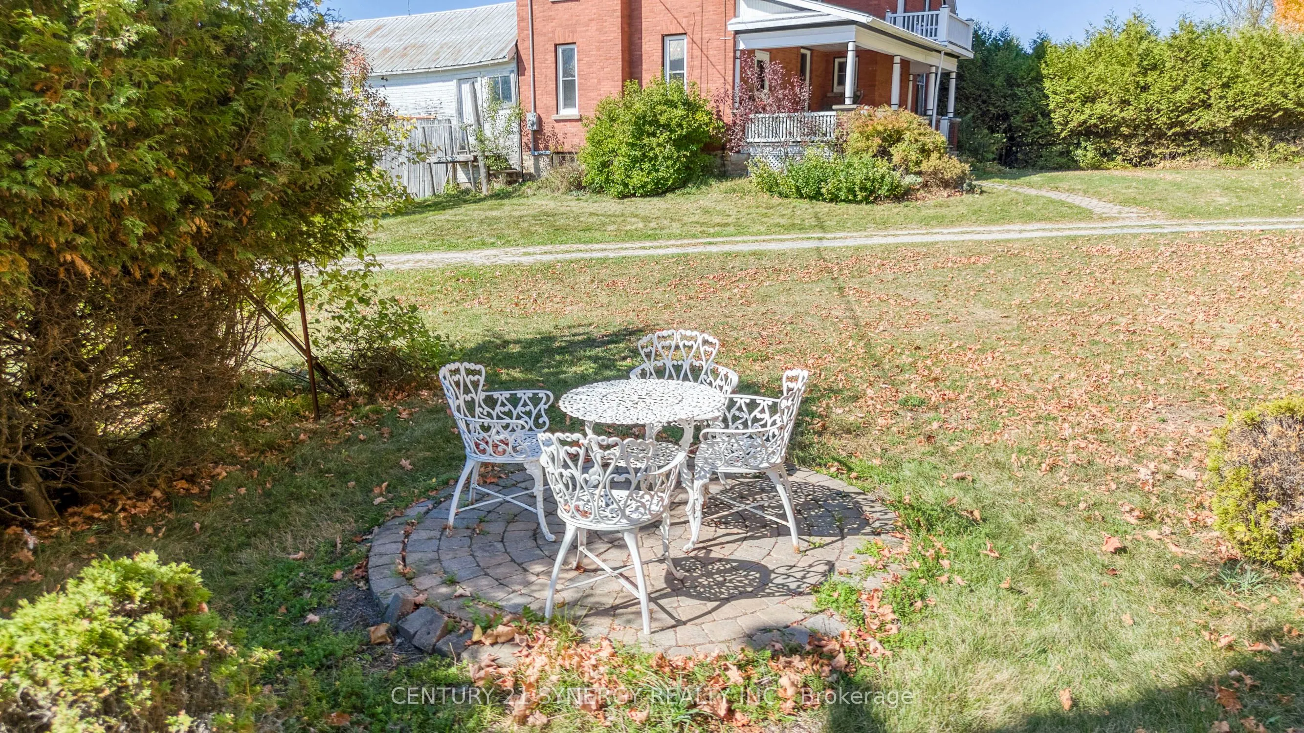 713 Rutherford Side Road