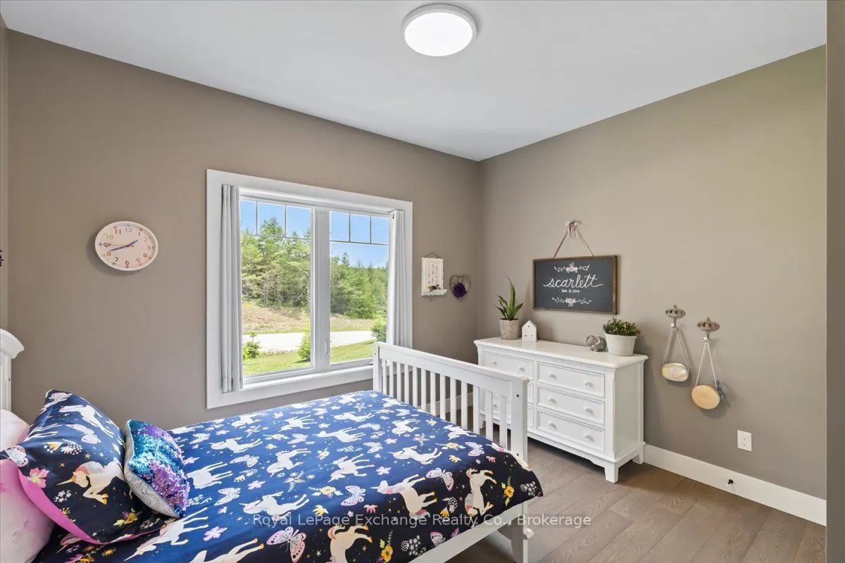 150 Louise Creek Crescent