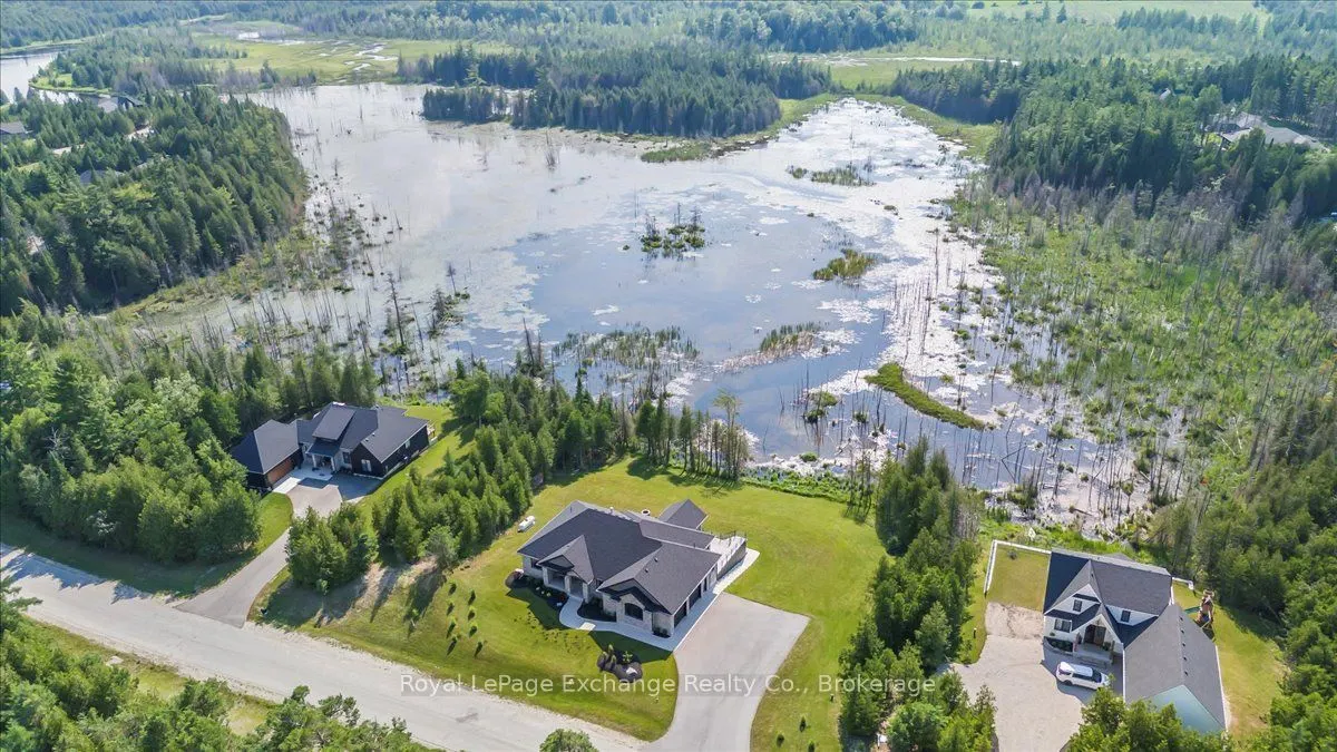 150 Louise Creek Crescent
