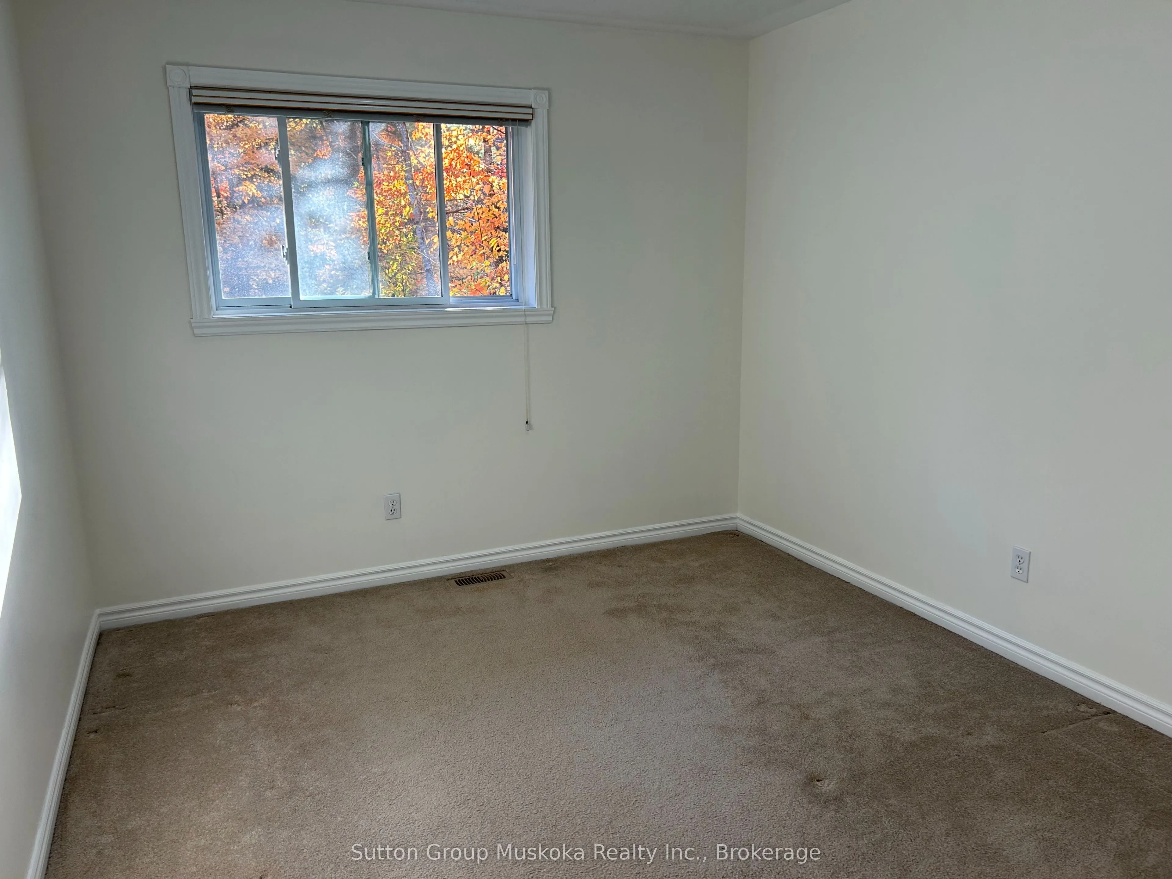 2448 Ravenscliffe Road