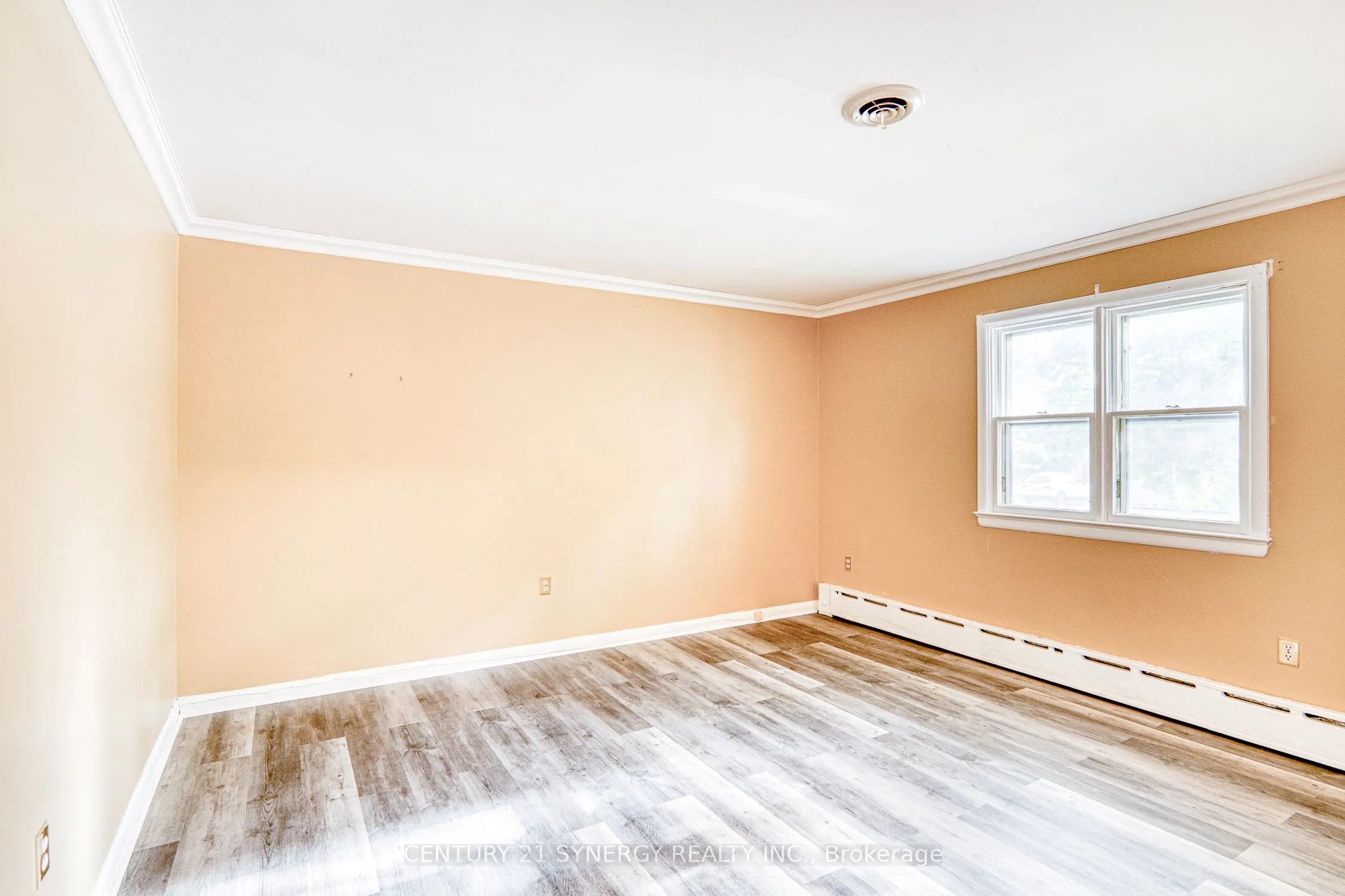 55 Drummond Street W