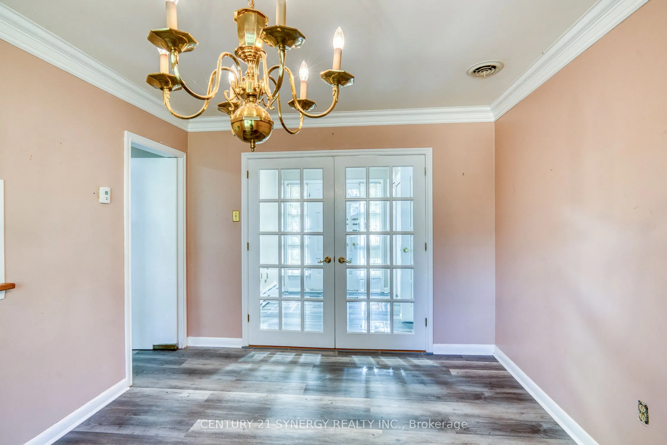 55 Drummond Street W