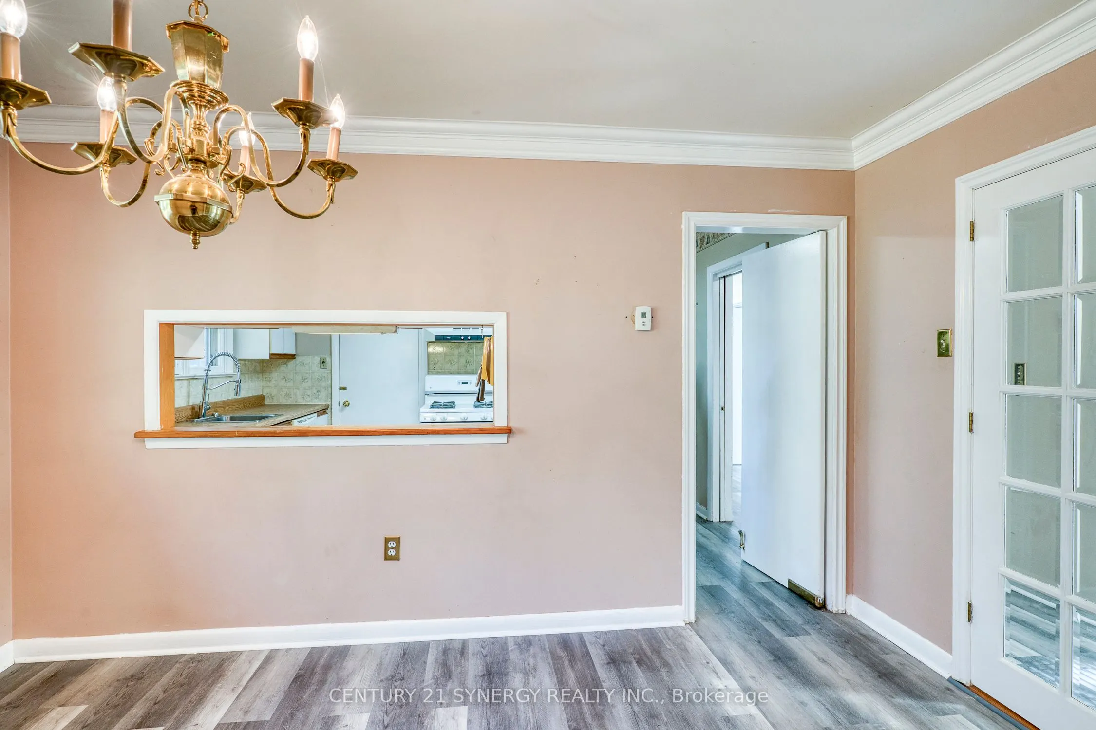 55 Drummond Street W