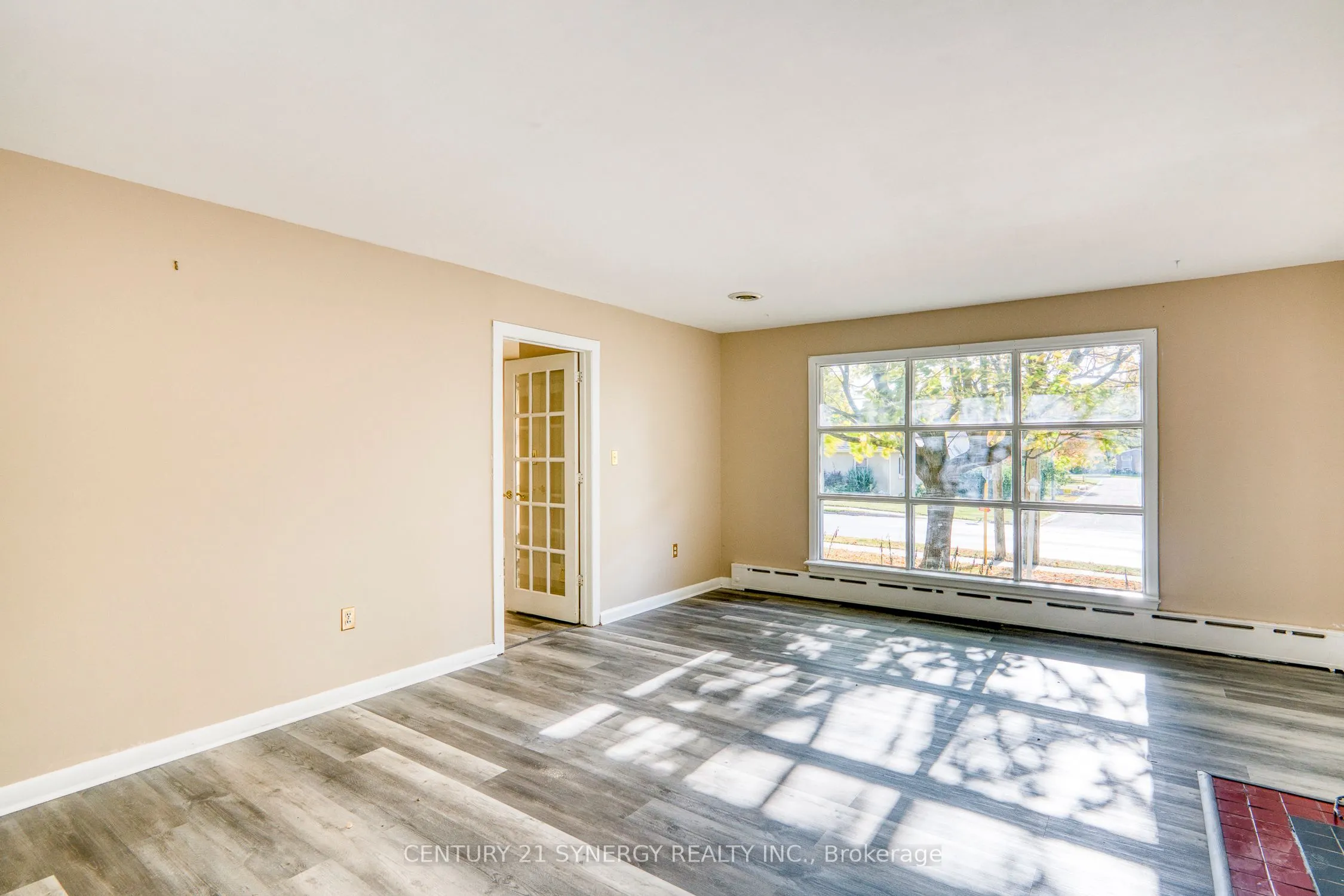 55 Drummond Street W