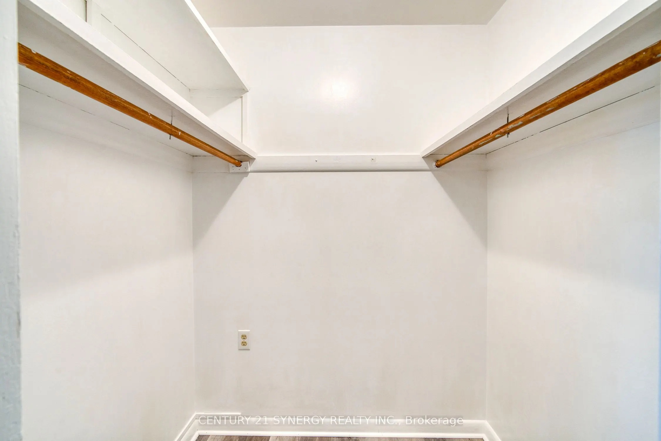 55 Drummond Street W