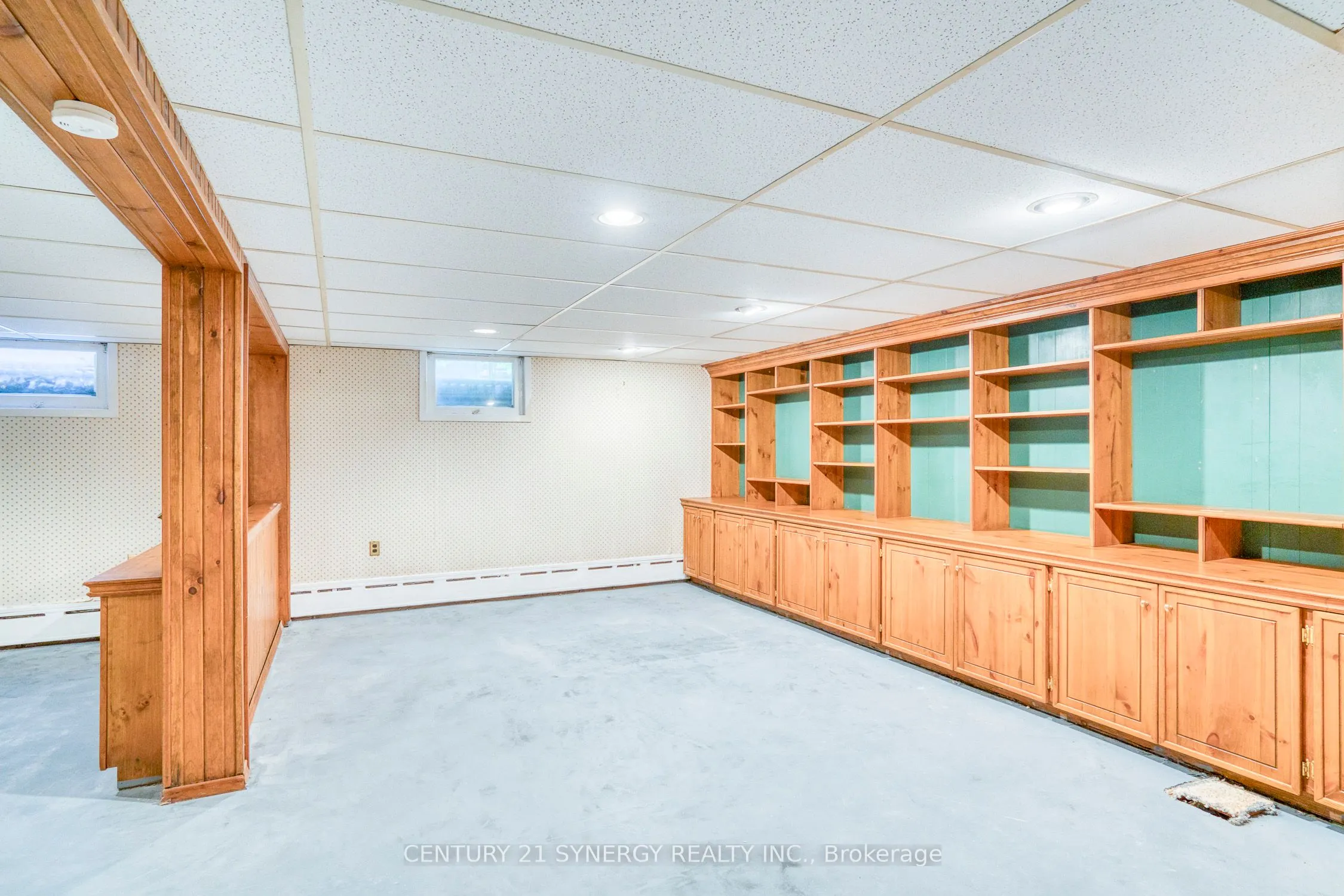 55 Drummond Street W
