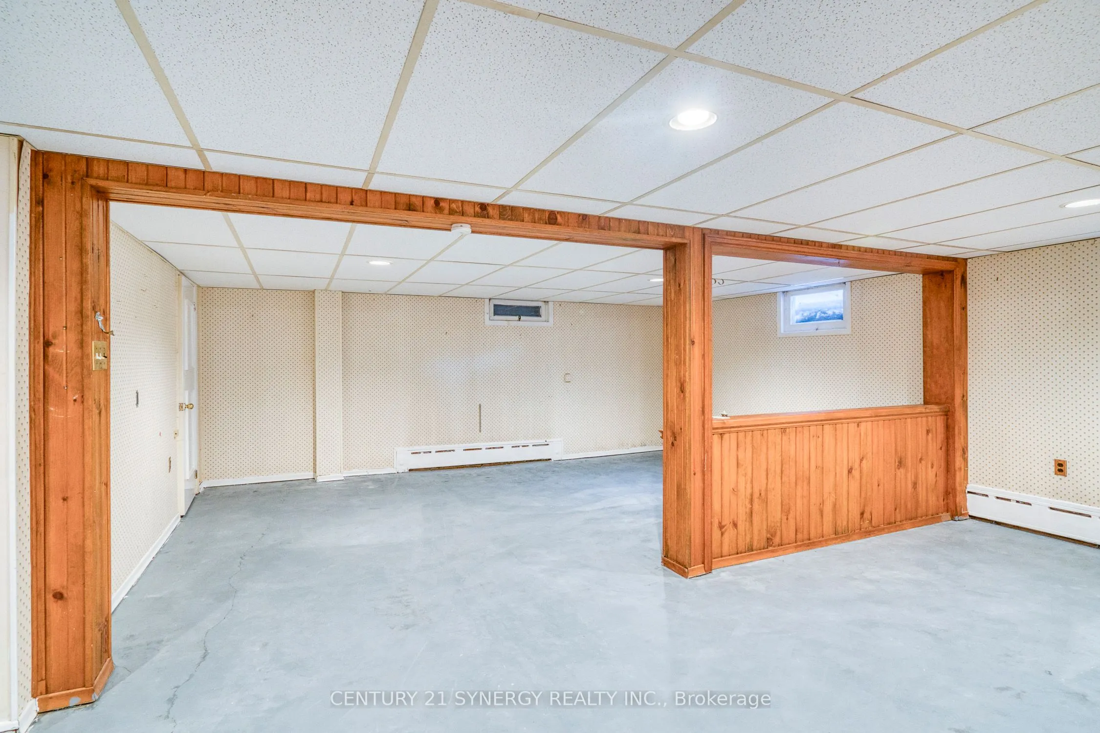 55 Drummond Street W
