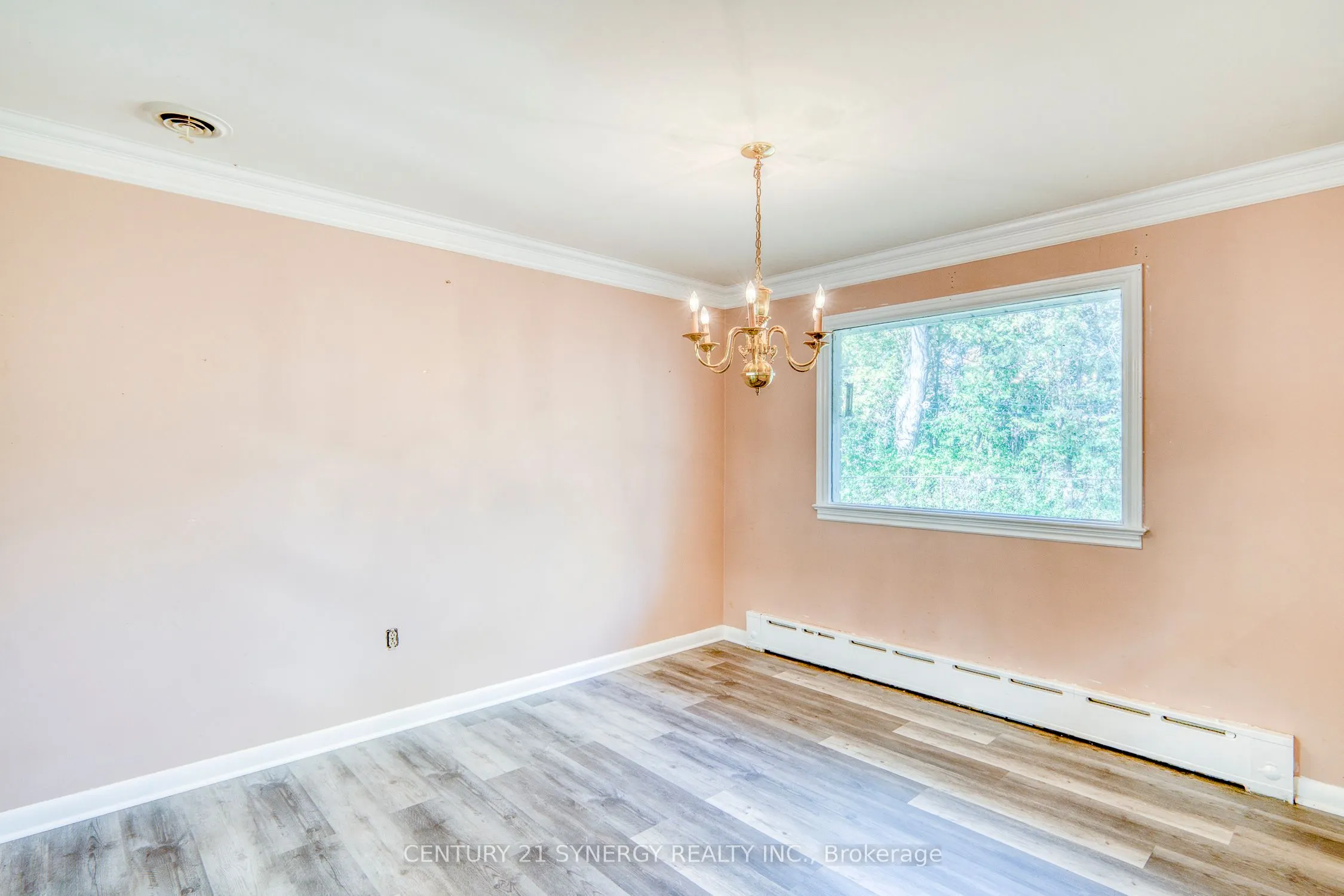 55 Drummond Street W