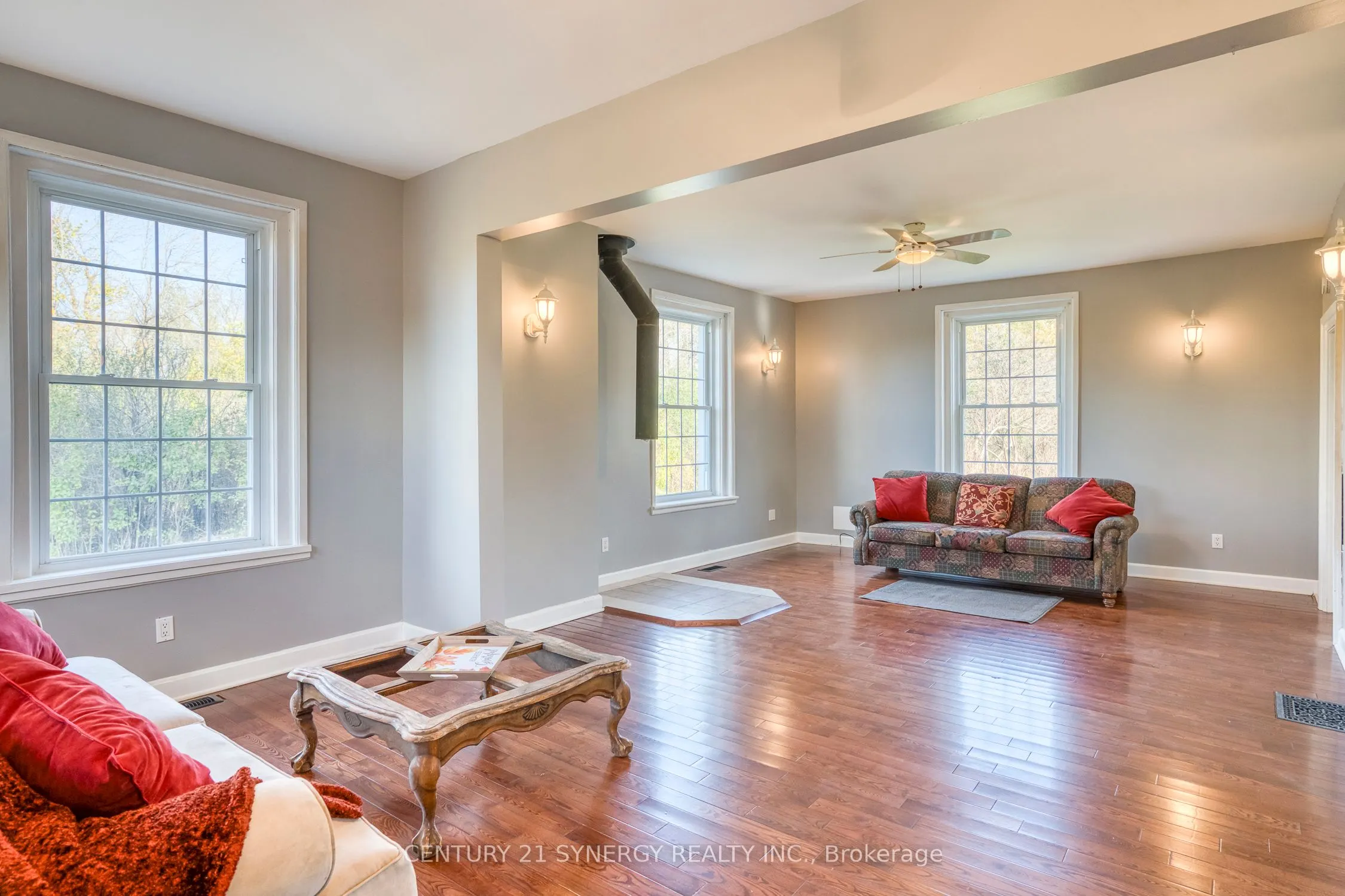 13 Brandelle Lane