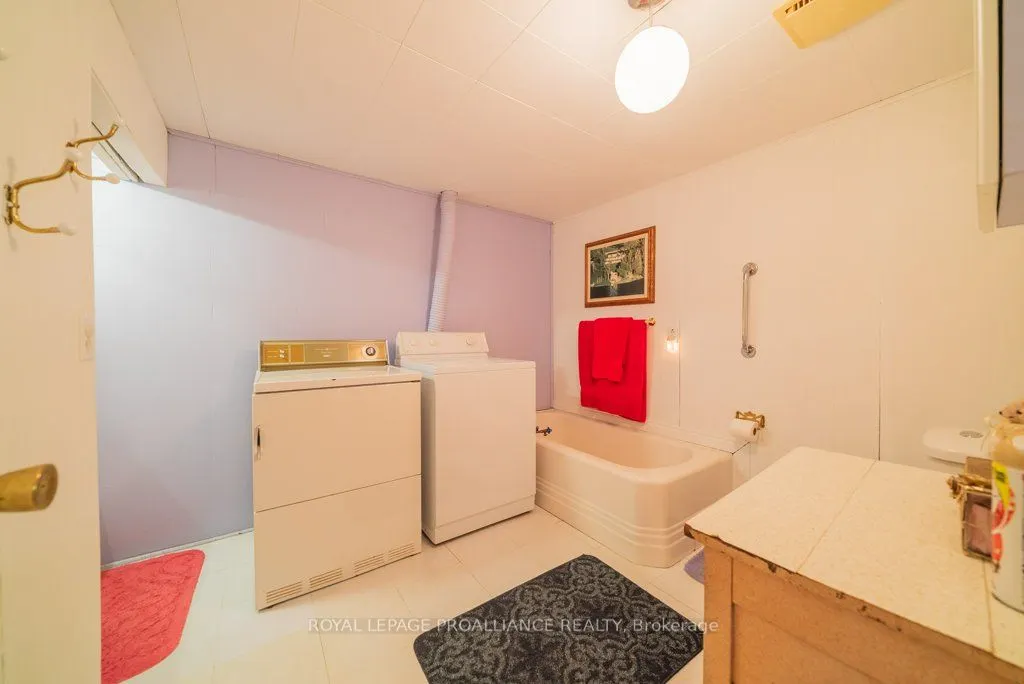 103 North Mazinaw Road