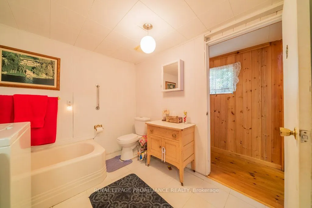 103 North Mazinaw Road